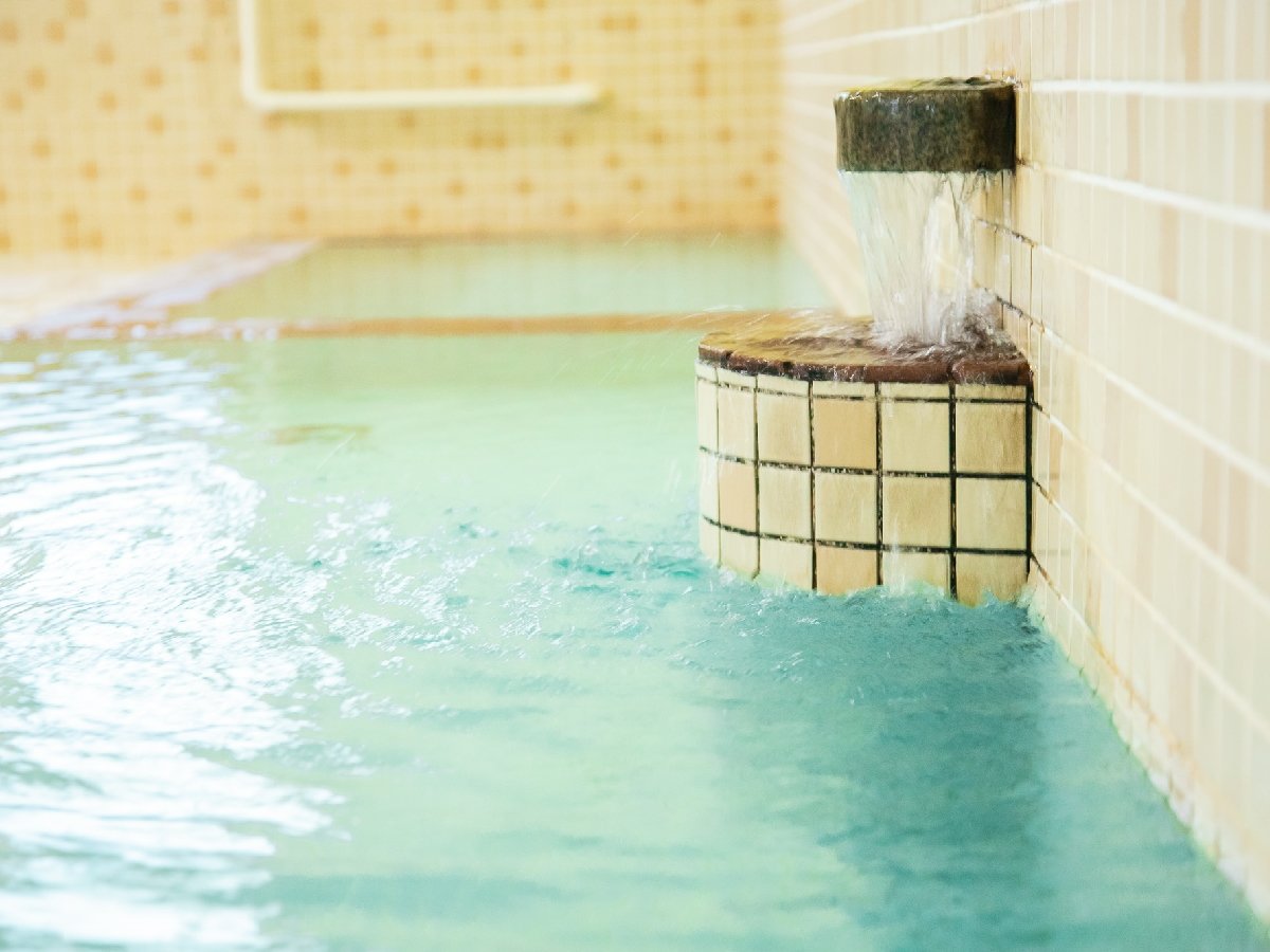 *�y����嗁��z