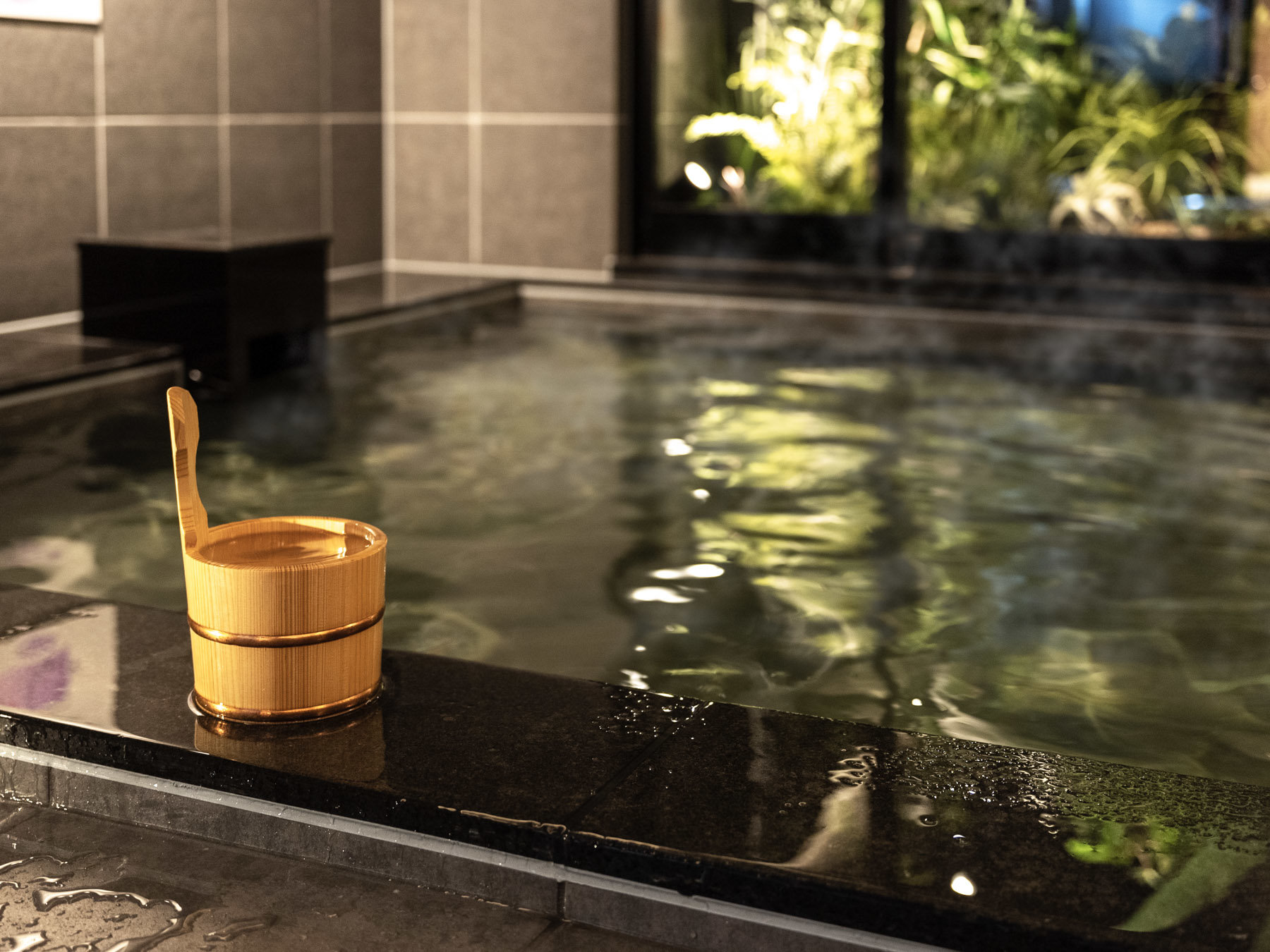   �V�R����u���邨�����l�̓��v�c�Ǝ���15�F00�`��9�F30 �j���ʂŎ��Ԃ��C�ɂ������y���݂��������܂�