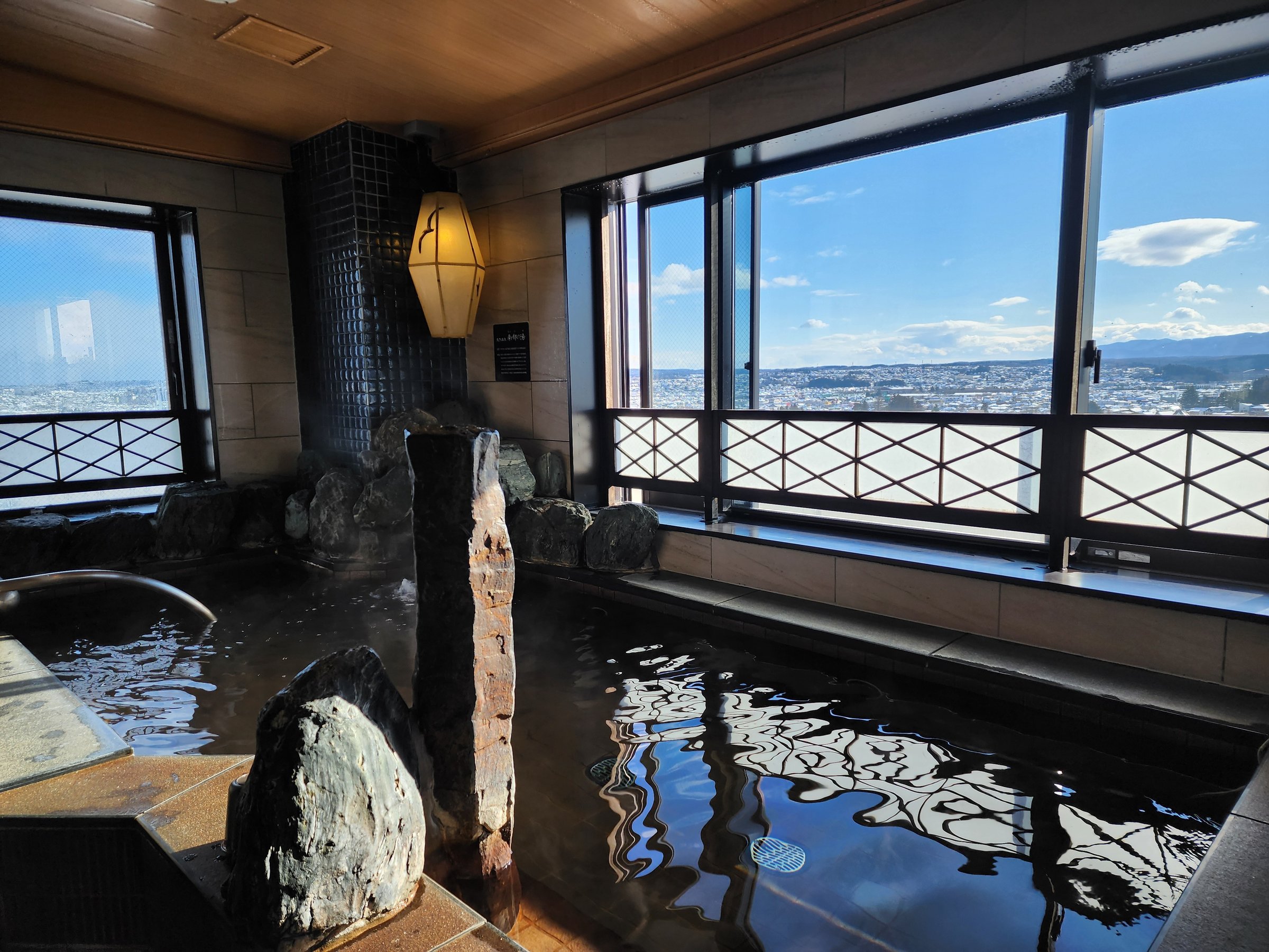 ���j���嗁�����