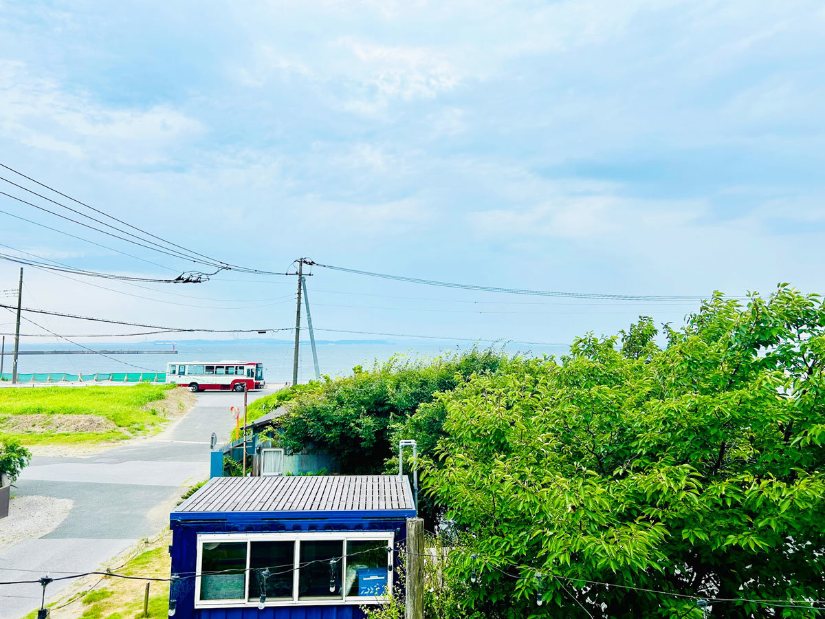 �y�i�ρz�QF�x�����_����̃I�[�V�����r���[