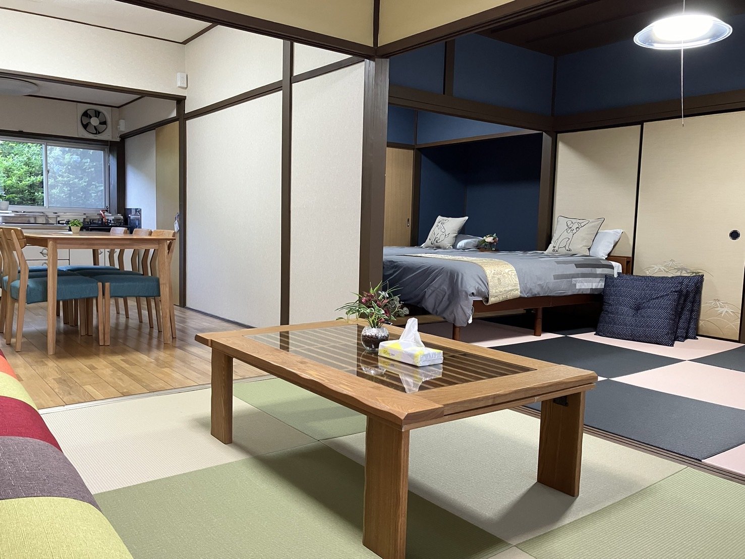 ���r���O