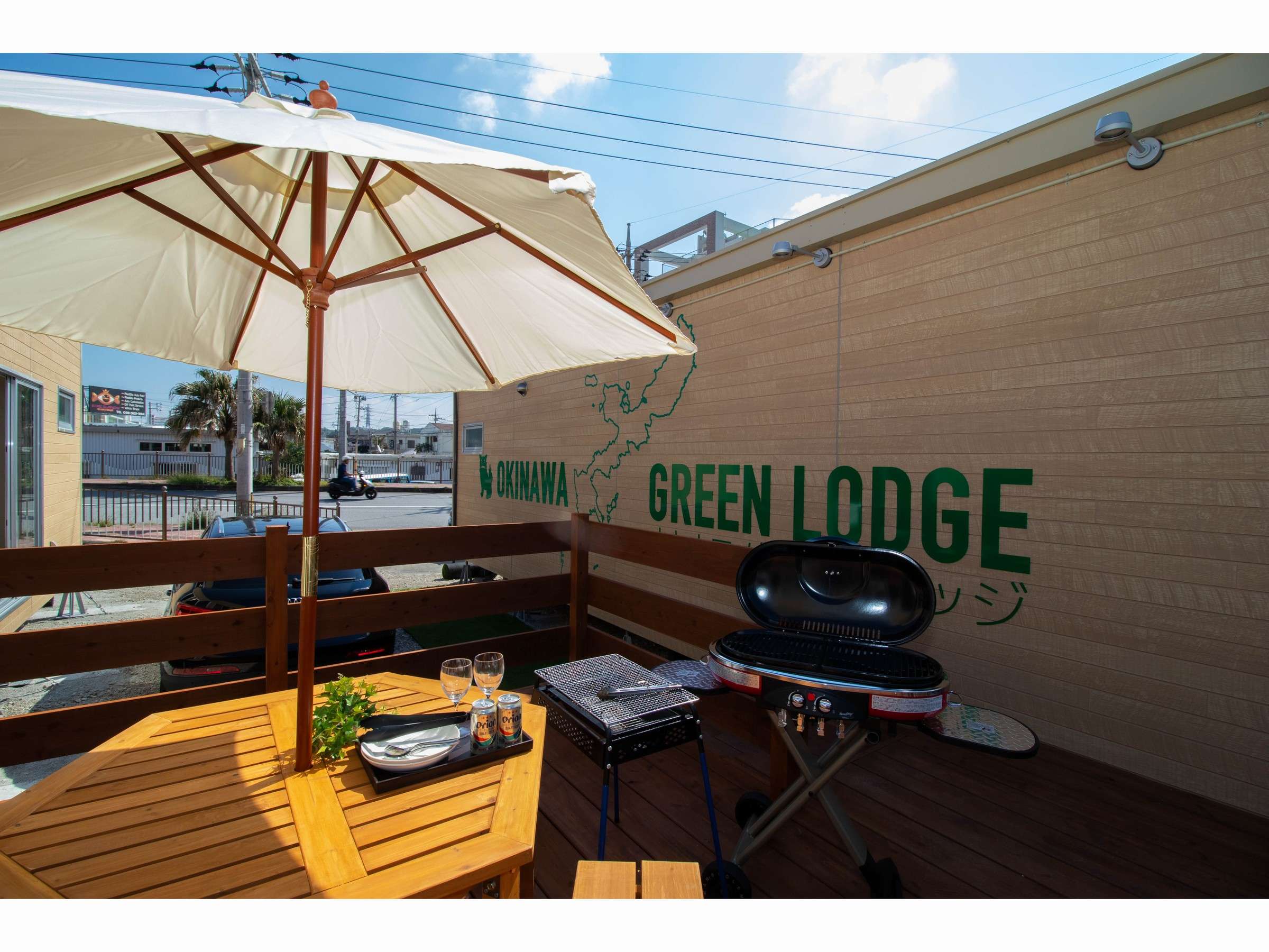 OKINAWA GREEN LODGĚL  qƗאڂČLBBQ\ł܂I