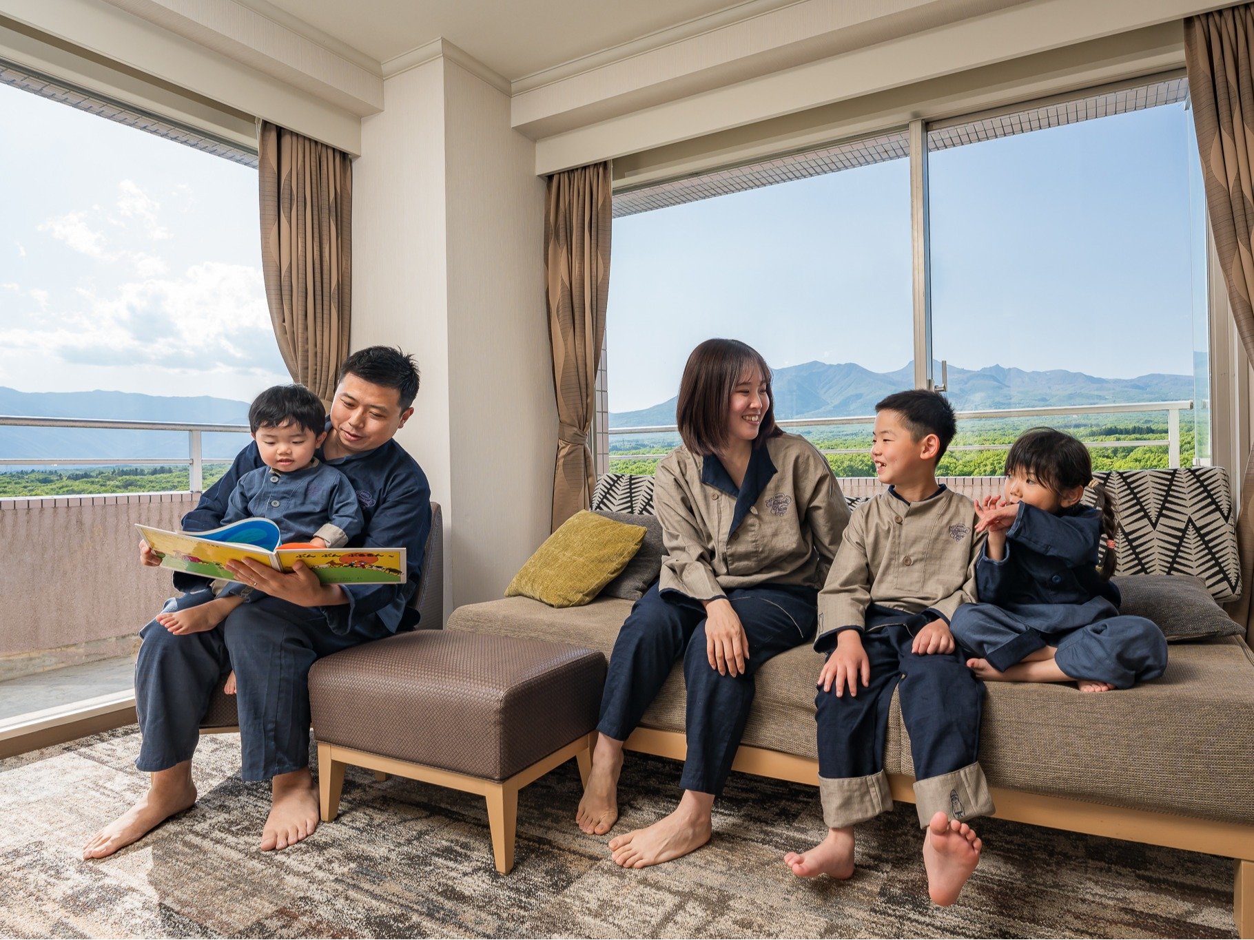 2024�N4���Ɋٓ��������j���[�A�����܂�����