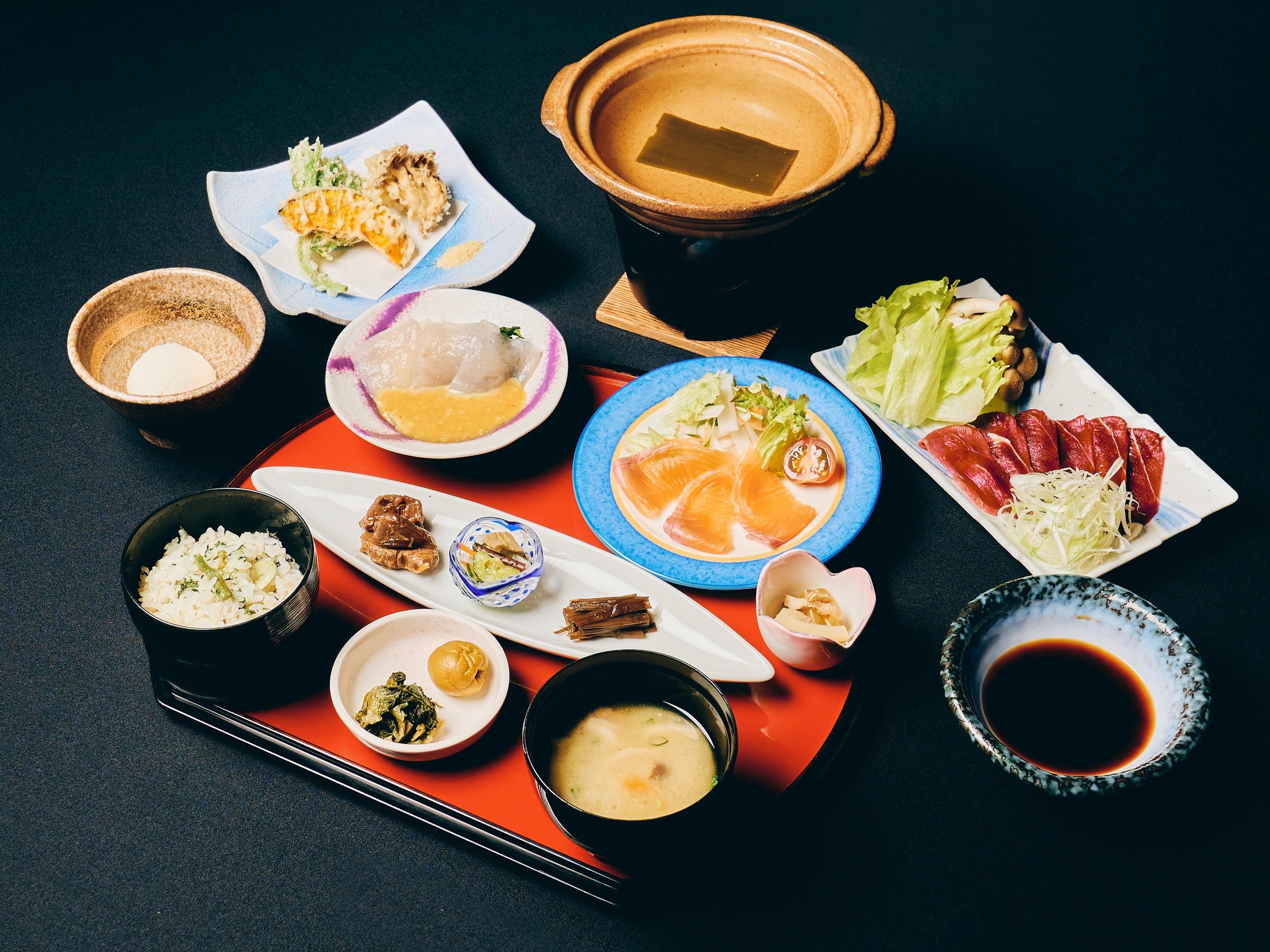 y[HzėǃT[WrGgpVpӁBEVՂE畨͋G߂ɂقȂ܂B