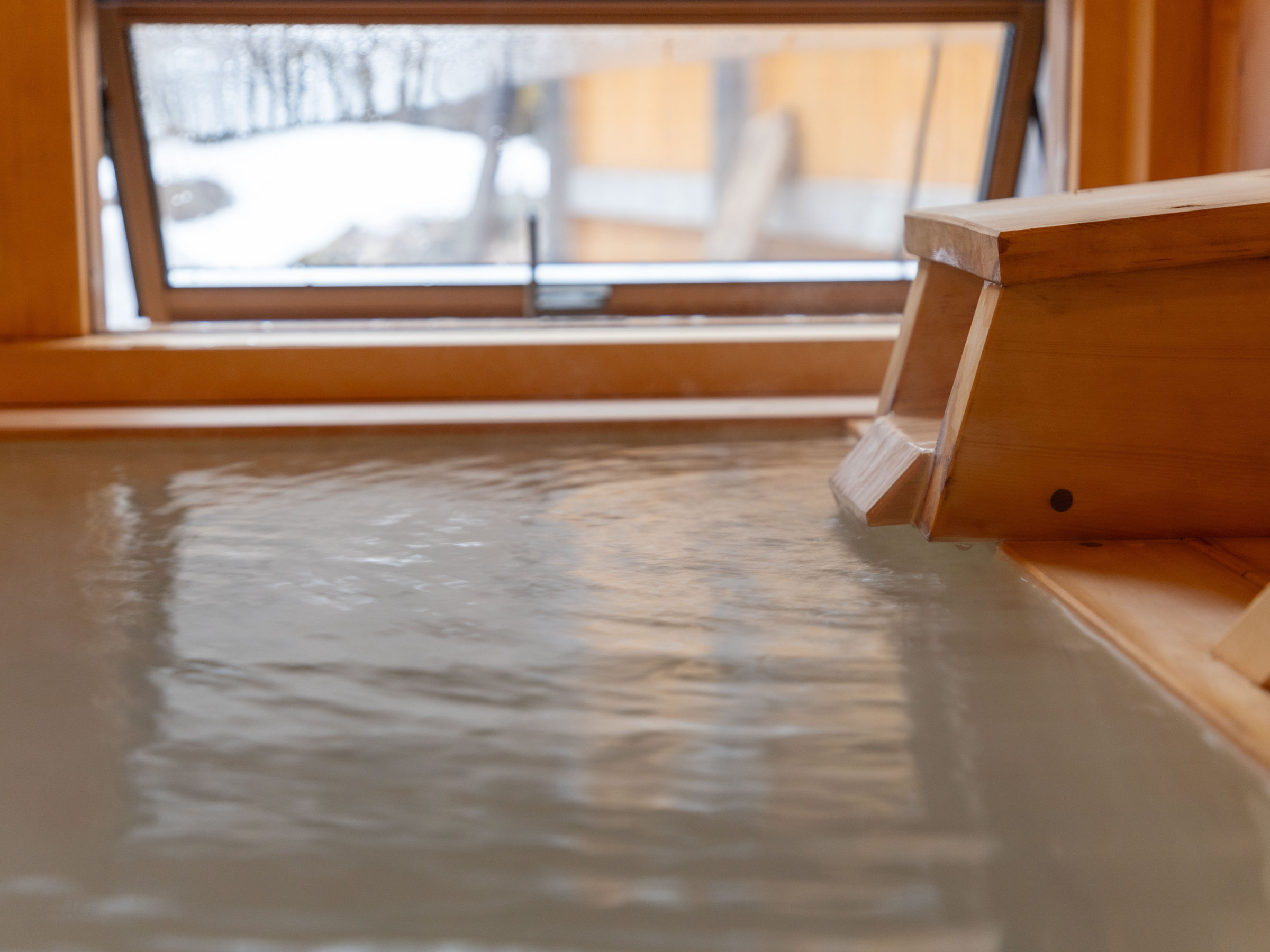 �y�ݐؓ����z�u���̂��v�؂̍��肪�S�n�悢�A�ݐؐ�p�̓����B1�g30���^�����^���\�񐧂ł��B