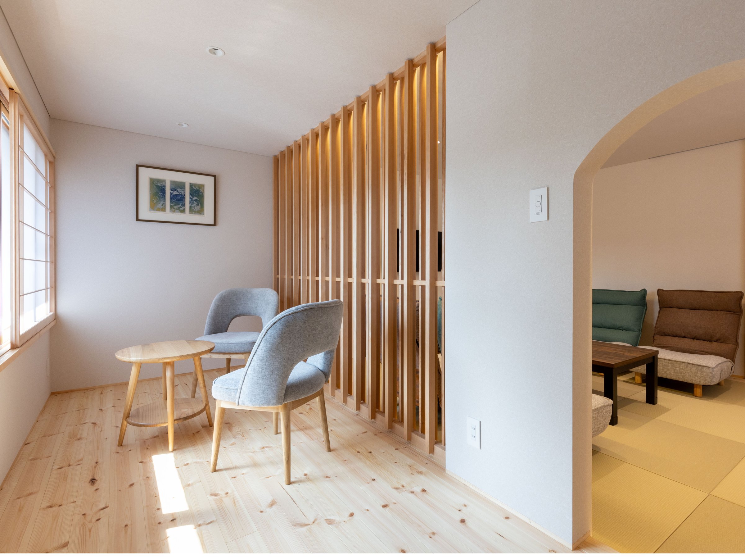 ���炩�΂̊ԁy�։��z���r���O�Ƃ͕ʂɑ��ۂ̋x�e�X�y�[�X��