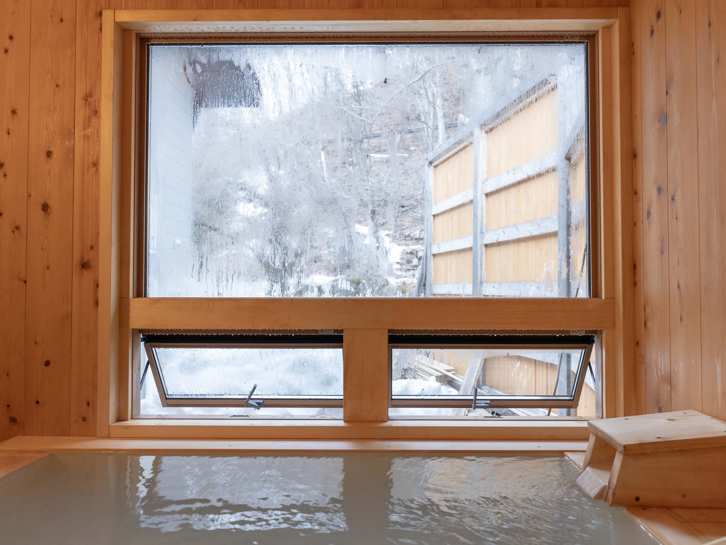 �y�ݐؕ��C�E�����z�u���̂��v�؂̍��肪�S�n�悢�A�ݐؐ�p�̓����B1�g30���^�����^�����\��