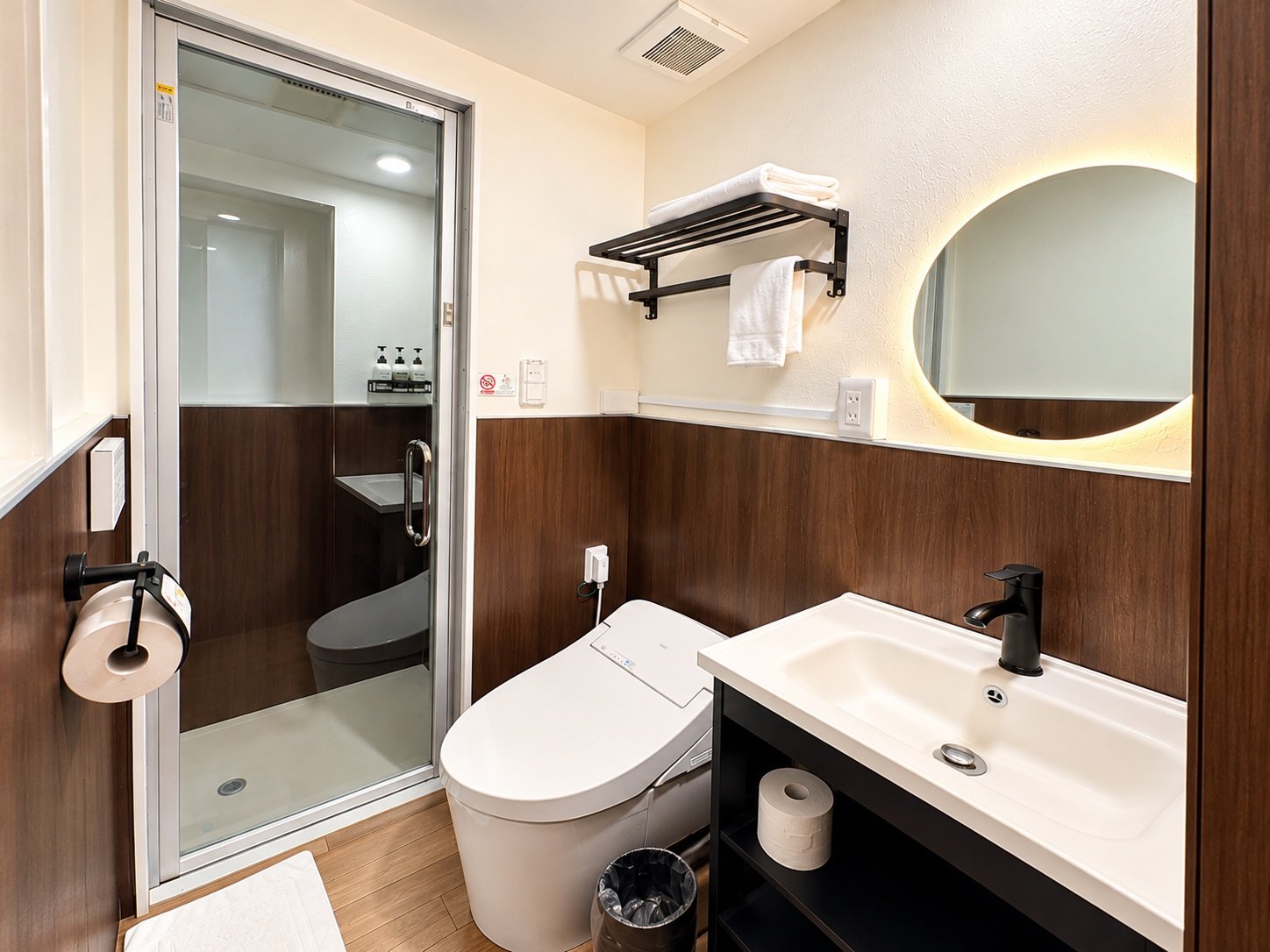 �V�����[�E�g�C���E���ʑ�