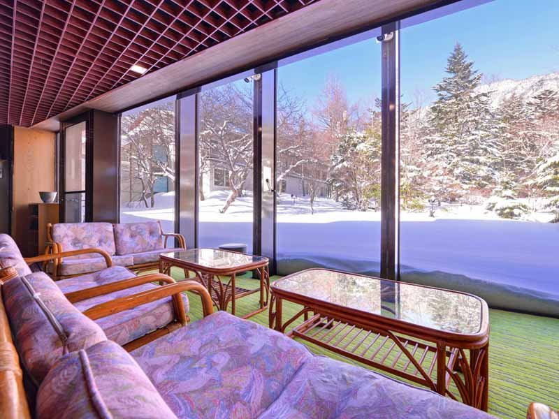 *�~�̃��r�[�i��i�F�j/�l�G�܁X�̔������i�ς��A���l�̐S������Ă����B