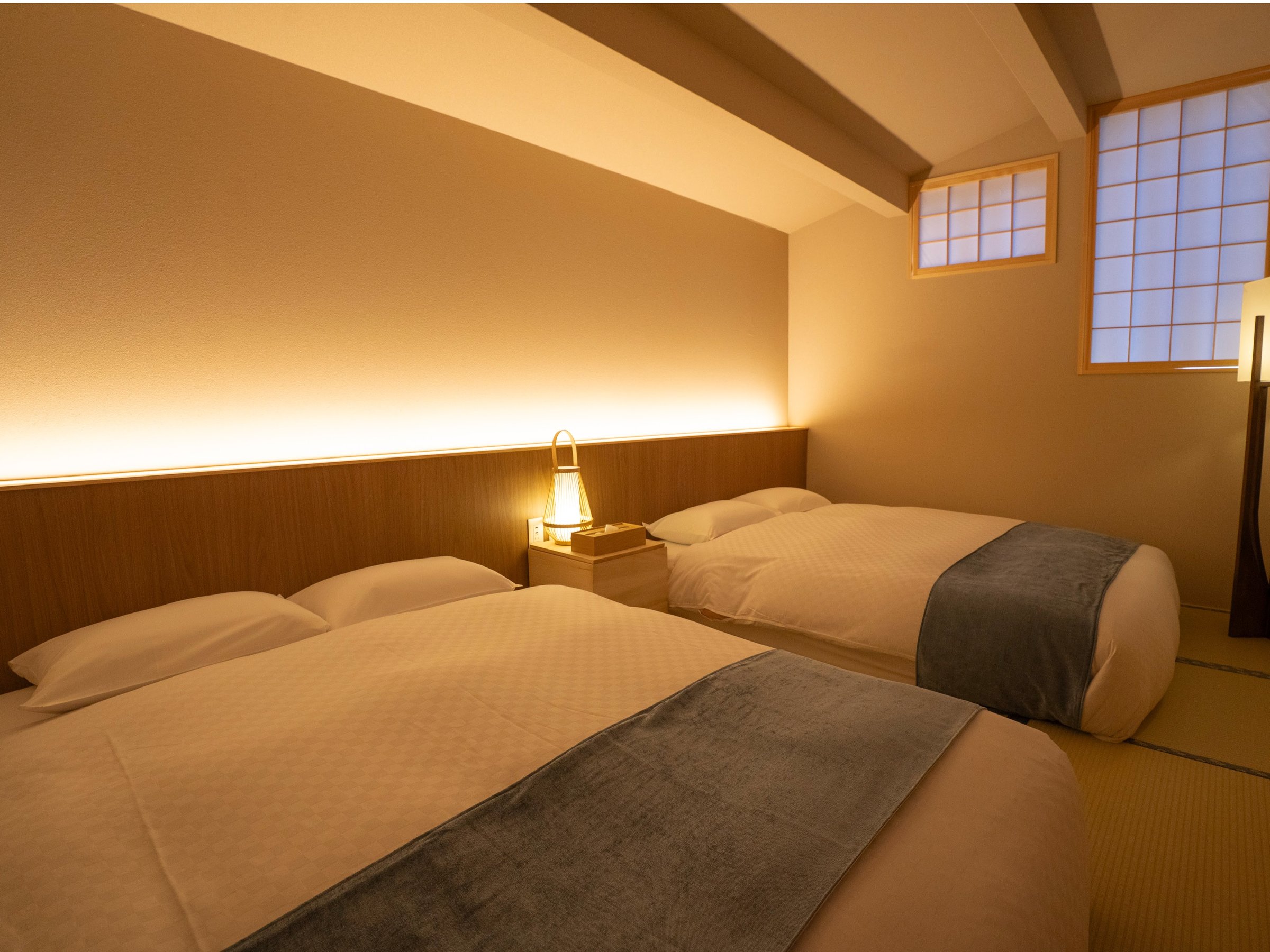 �Q��3����1����4�l���e�v12�����h�������܂��B