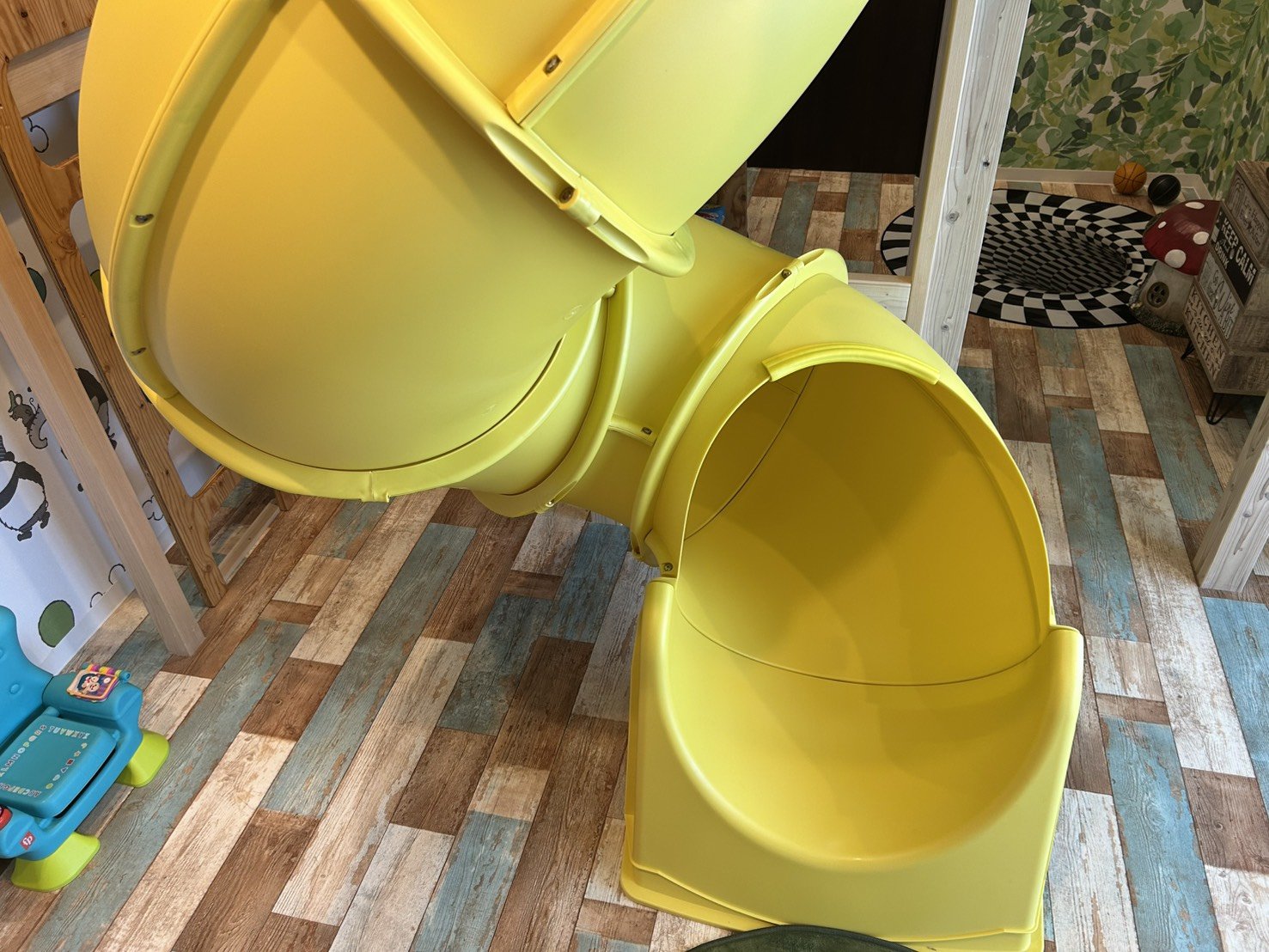 �q�ǂ������A