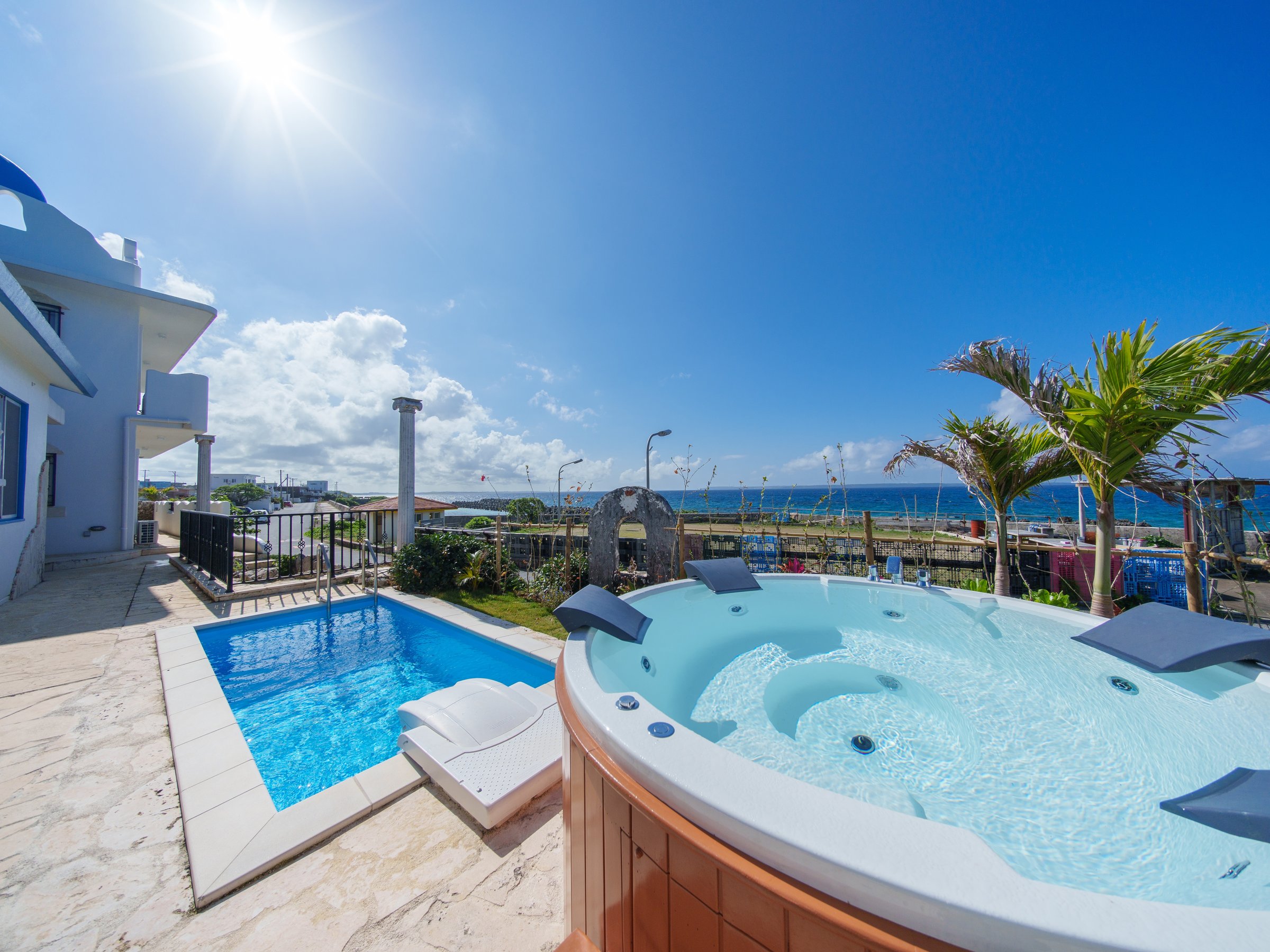 Room A �v�[��