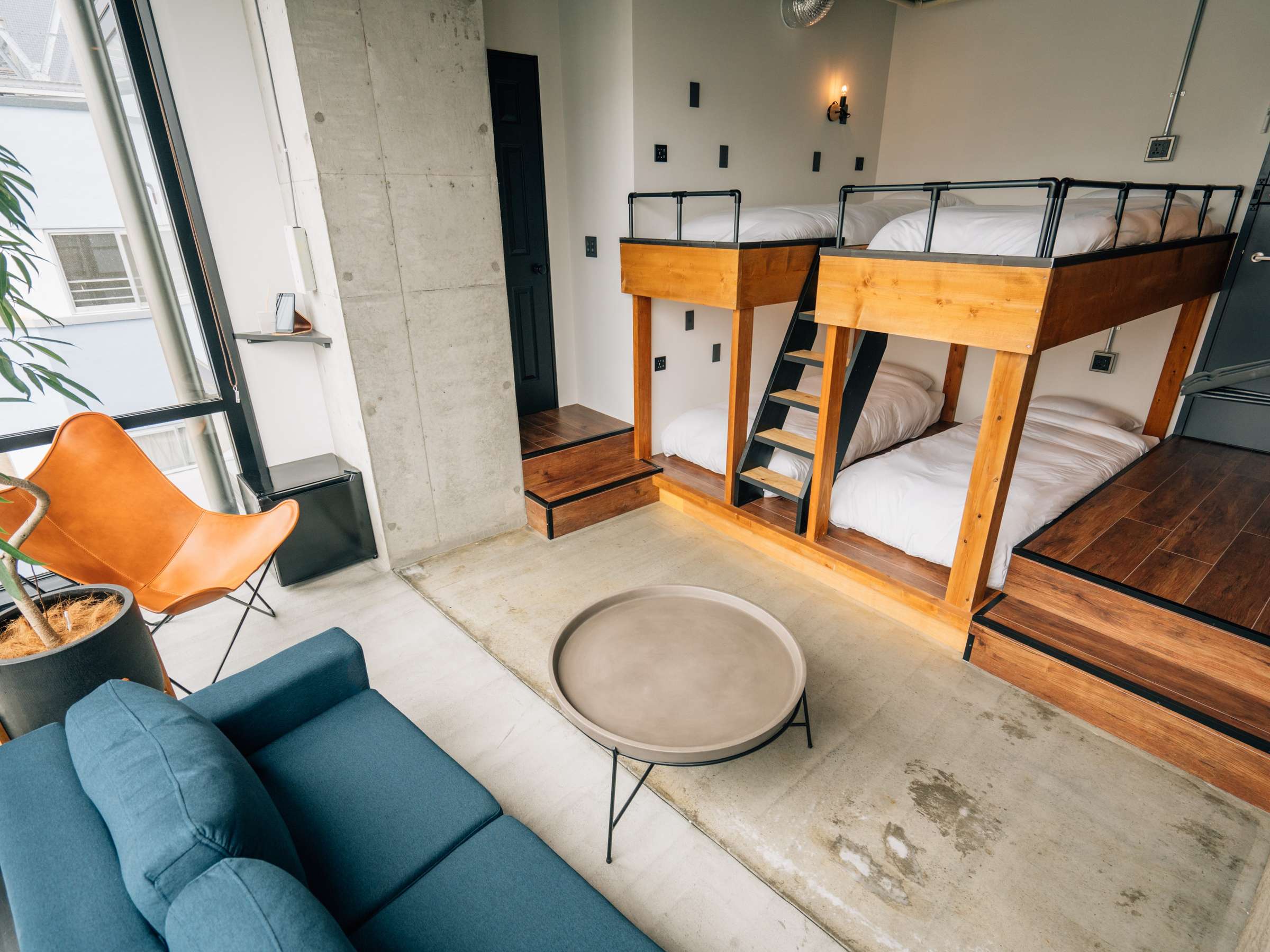 �R���t�H�[�g4�l����(���o�[�r���[)