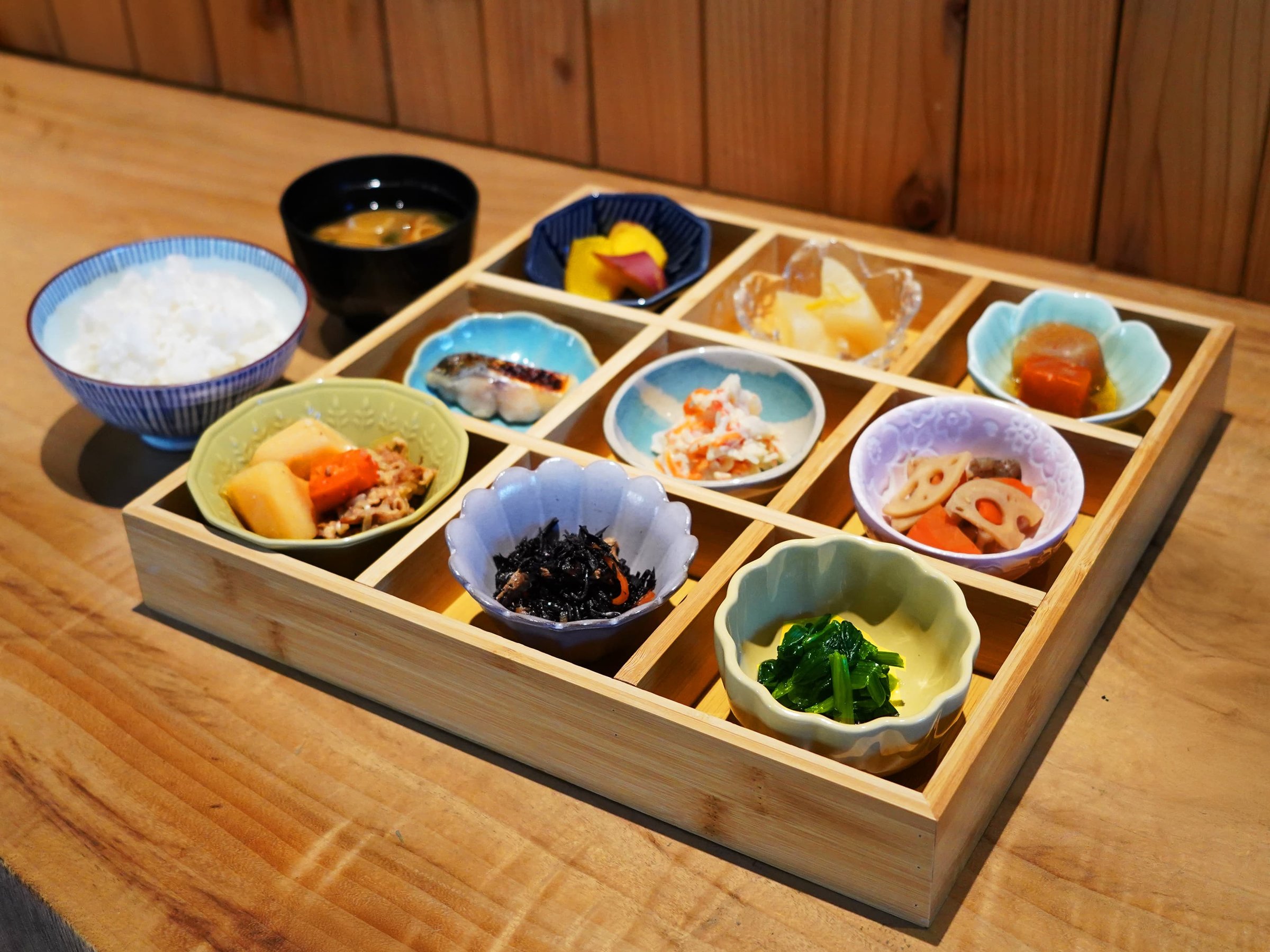 �y���H�z�f�G�Ȓ����ʂ�؂₩�����a��H