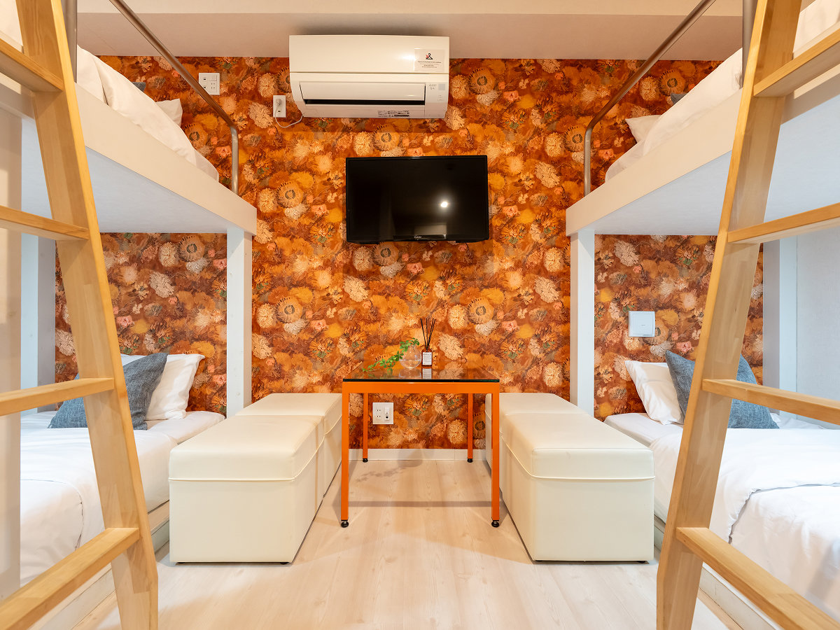 RoomA�@2�i�x�b�h�F2��