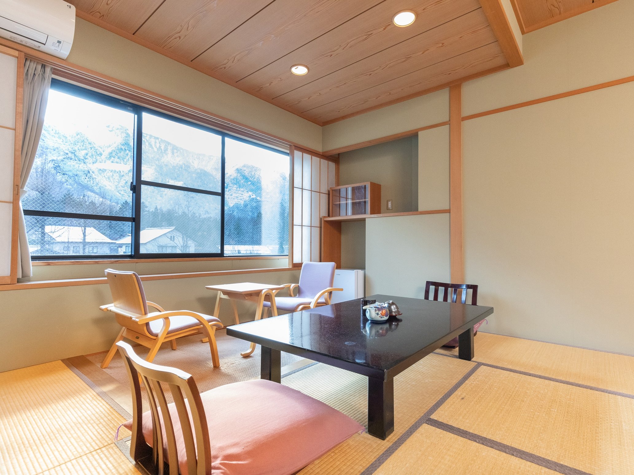 �a���l�l������