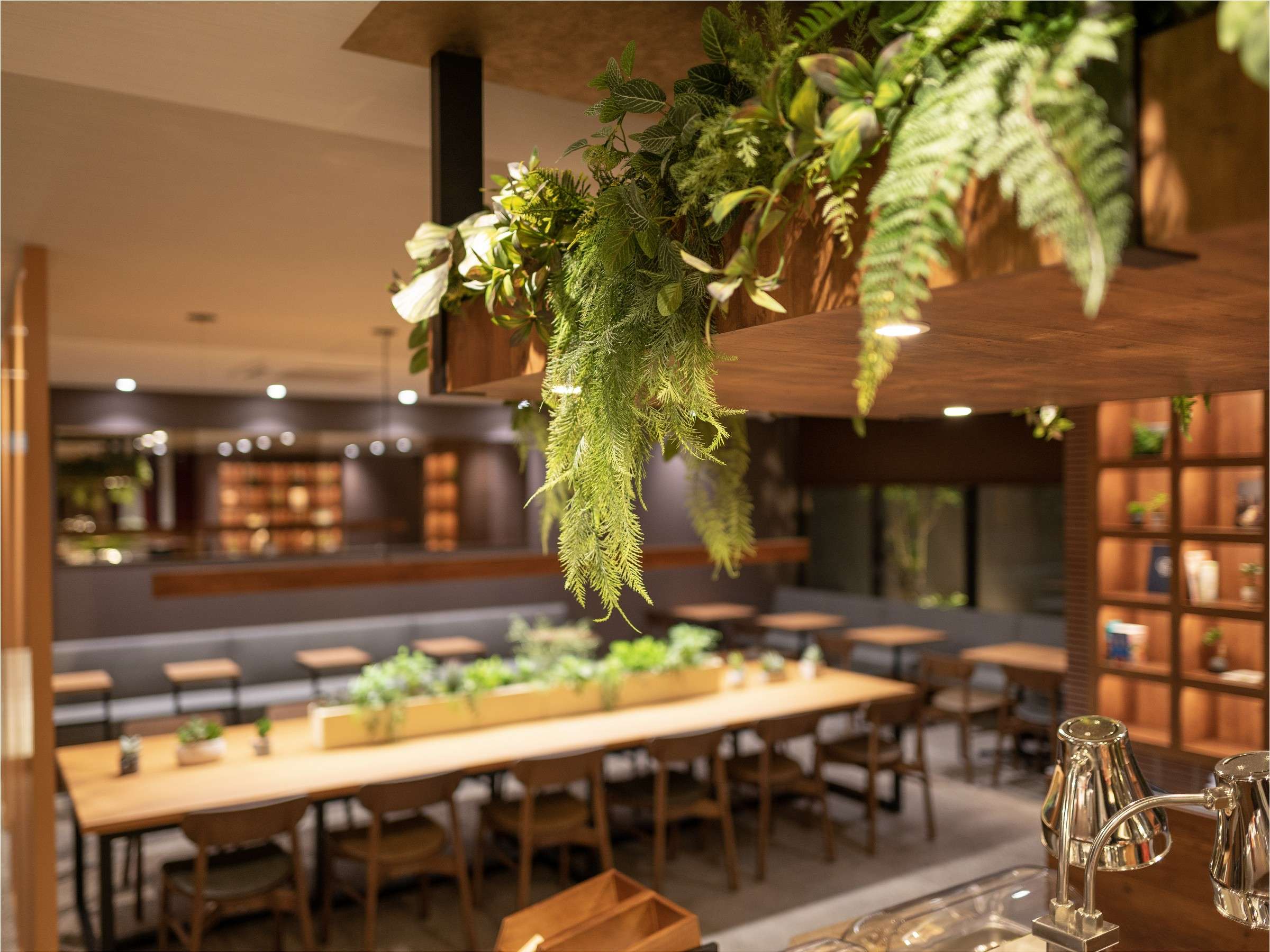 �����݂̂��郉�E���W