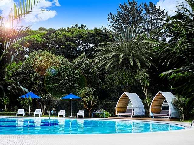 Shell Pool�i�ċG����E�A�E�g�h�A�v�[���j