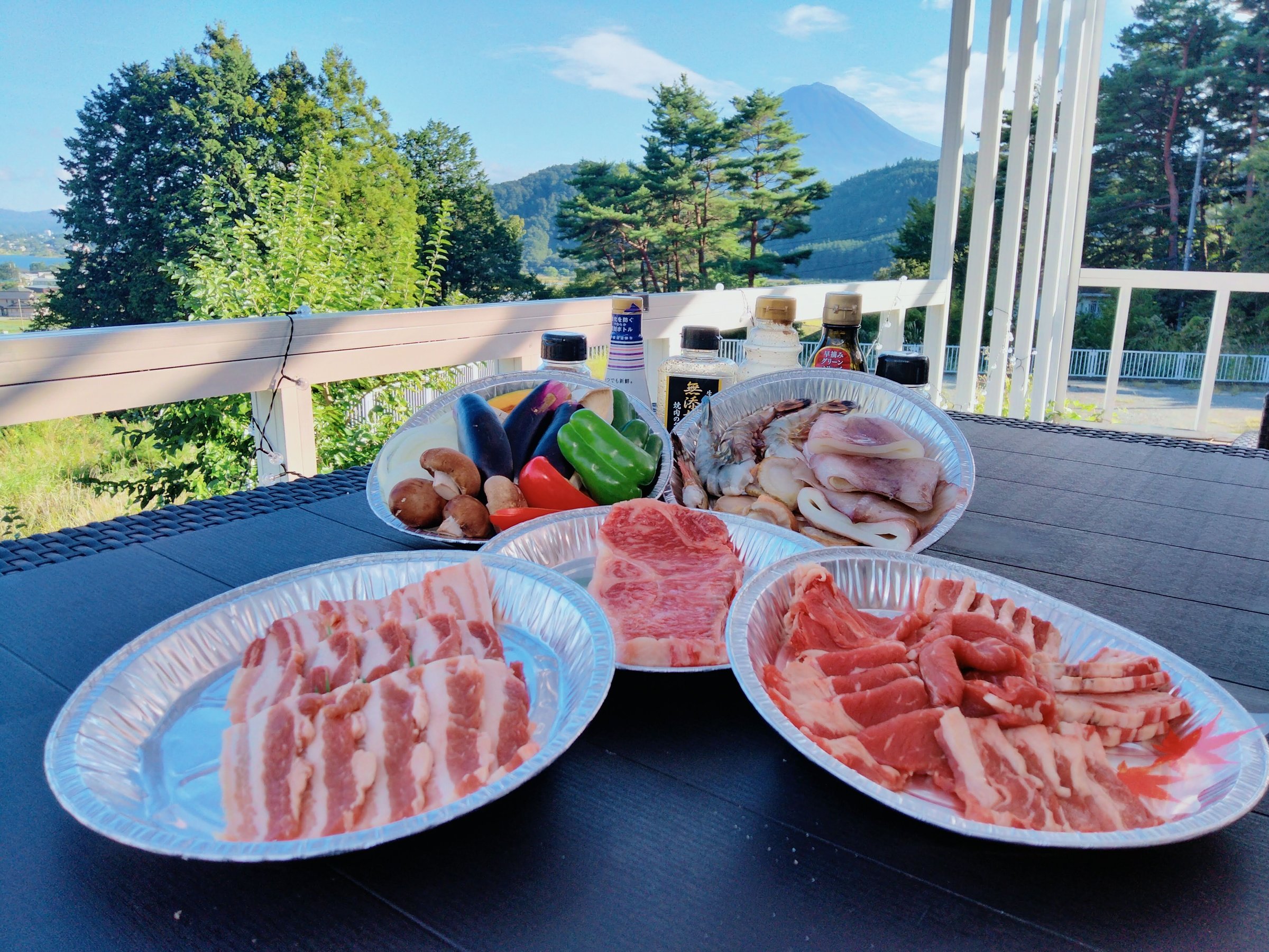 BBQ�v�����̐H��