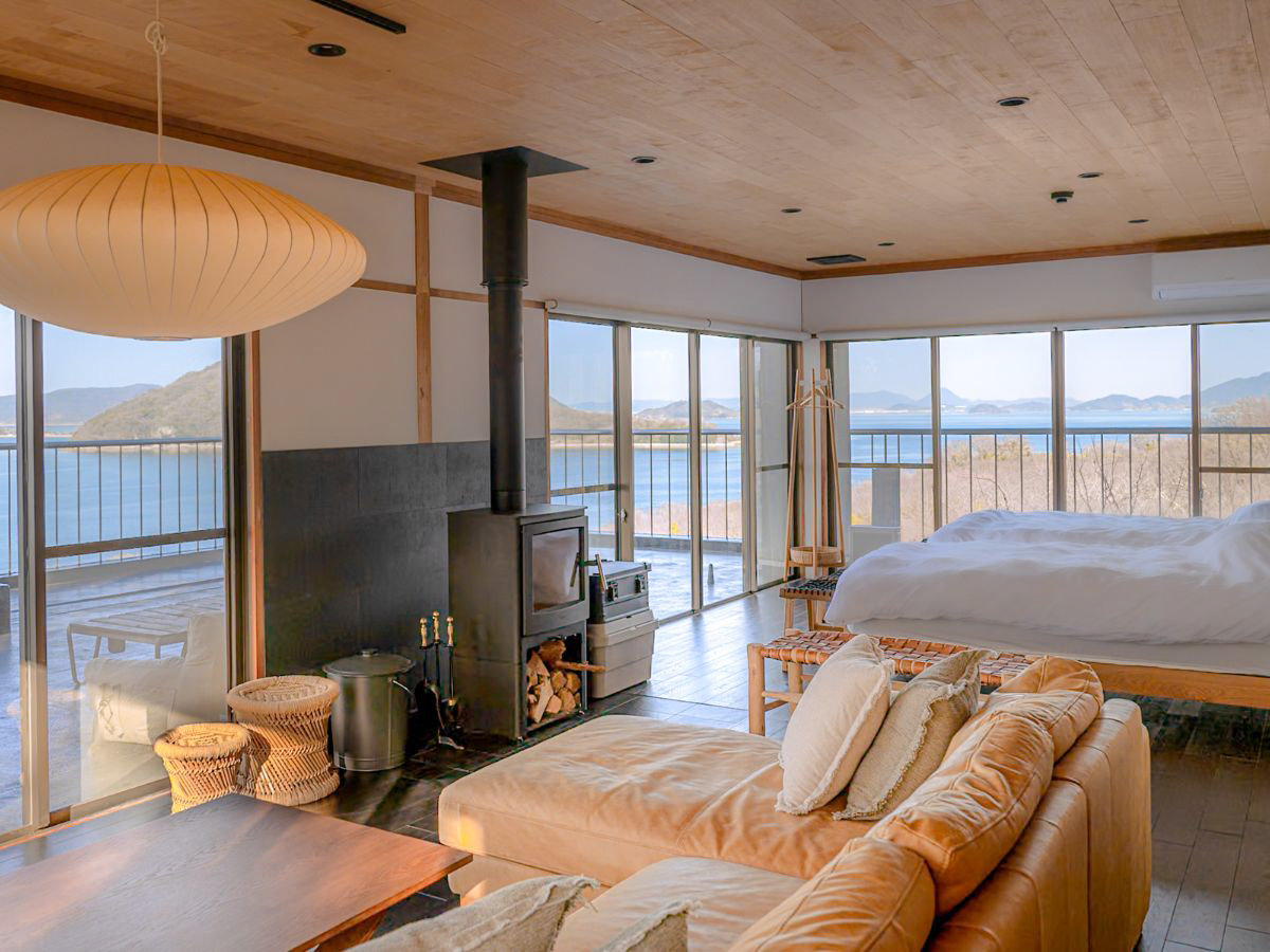 �C�̐ƐV�΂̗΁A�ӂ��̐�i�ɕ�܂��X�C�[�g���[��