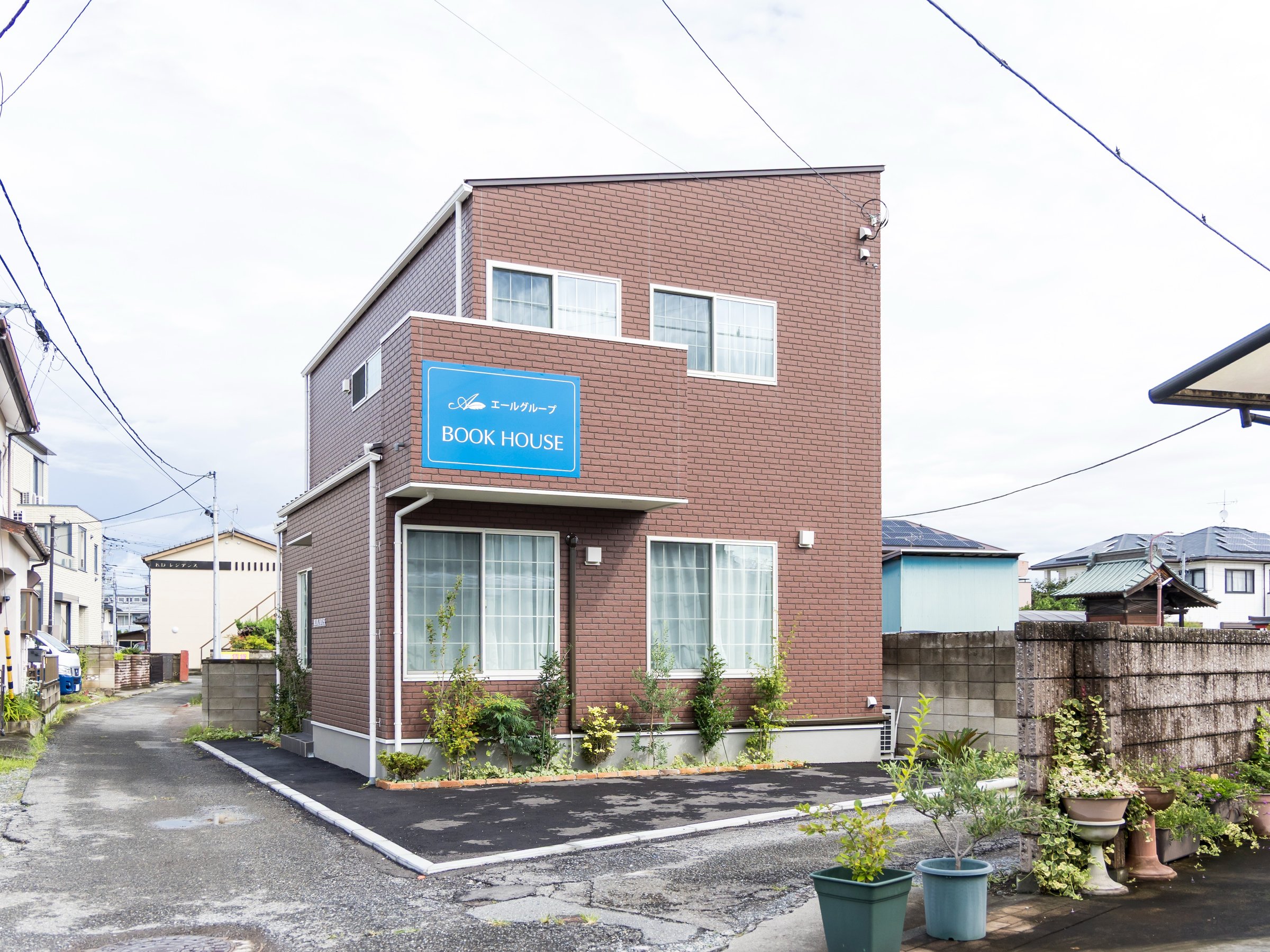 BookHouse�O��