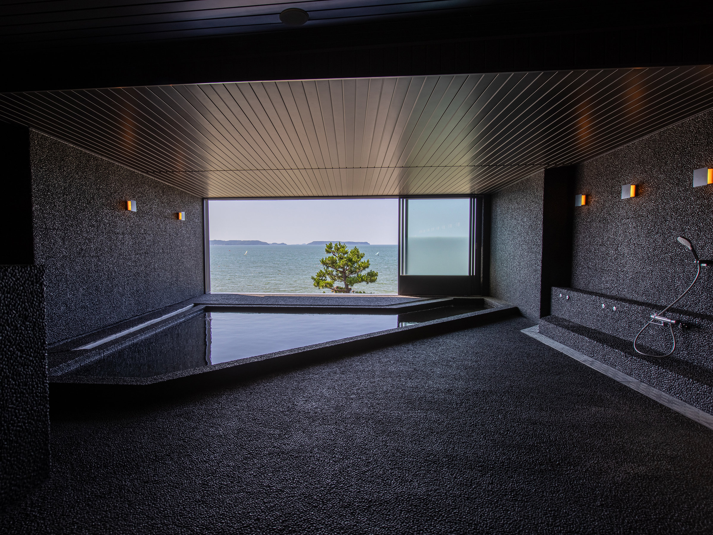 �����嗁��