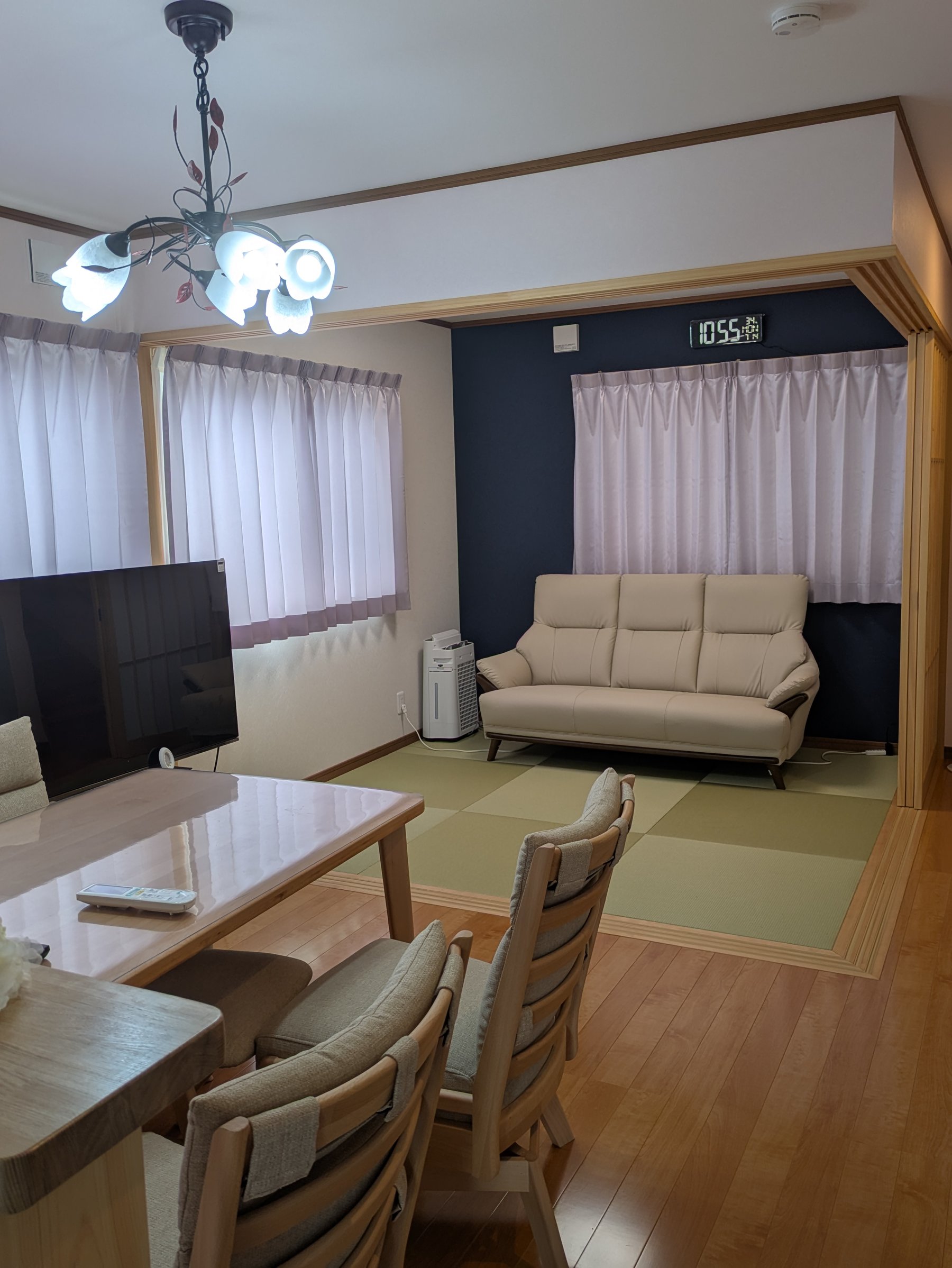 炩ȓ̃VfÃrOłƑāAS܂c̎Ԃy݂