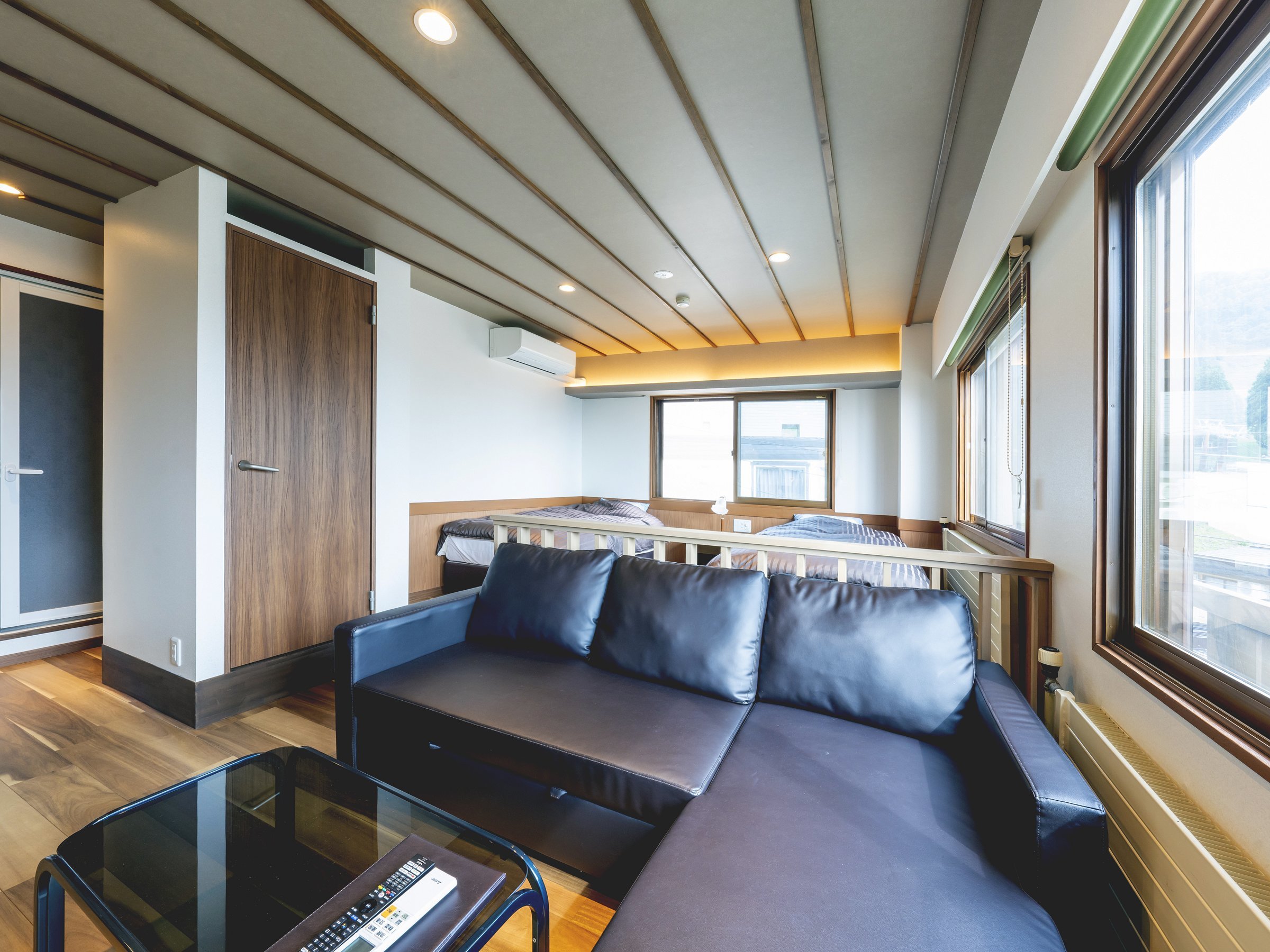 XyV^xbh[y18/1`3/gCEV[tz