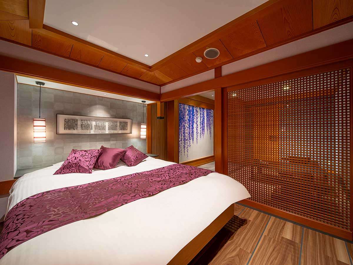 EyRoyal Roomi։jzLOTCỸxbh1䊮