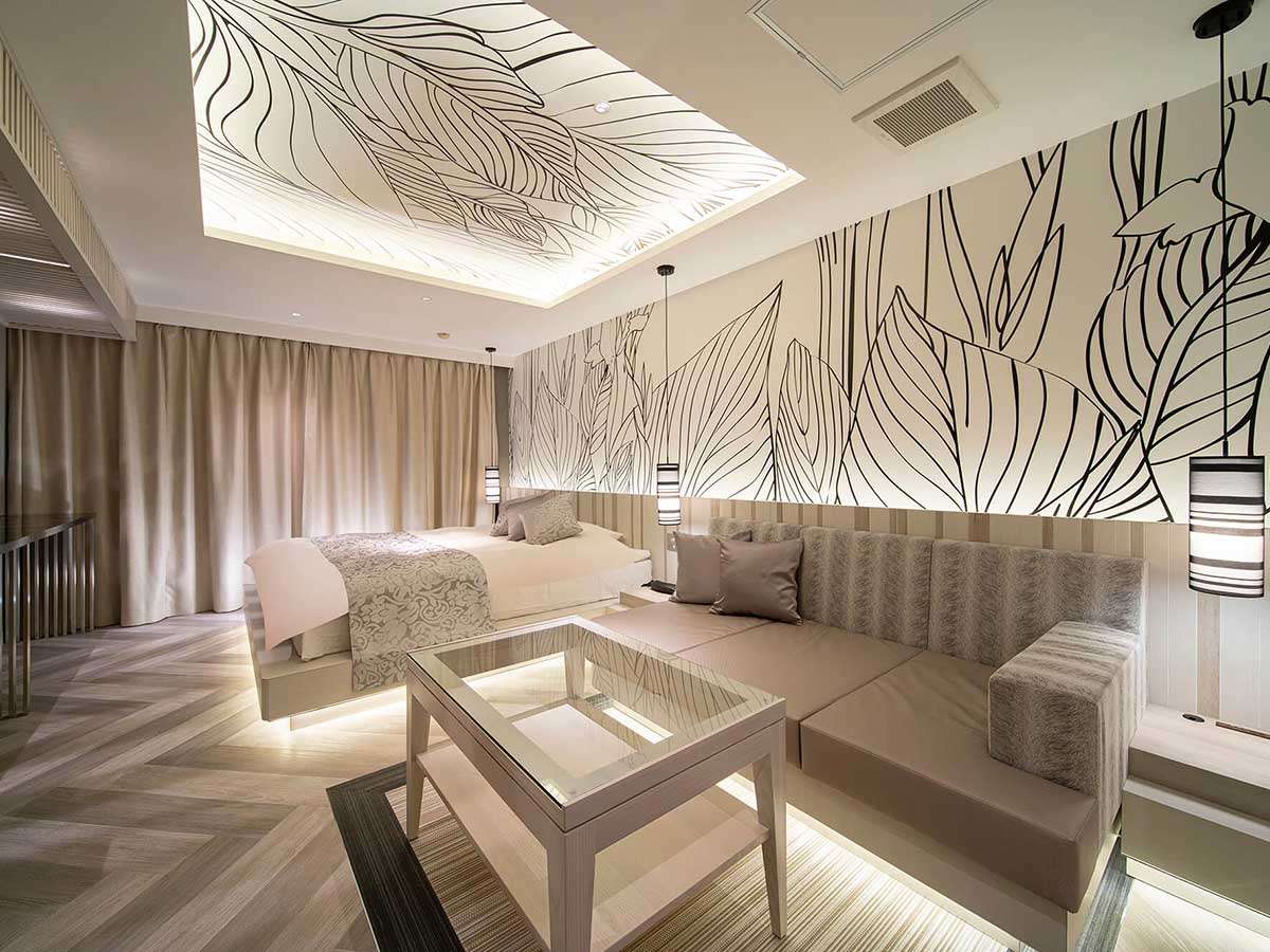 EySuite Roomi։j308zX^CbVȃCeÂ
