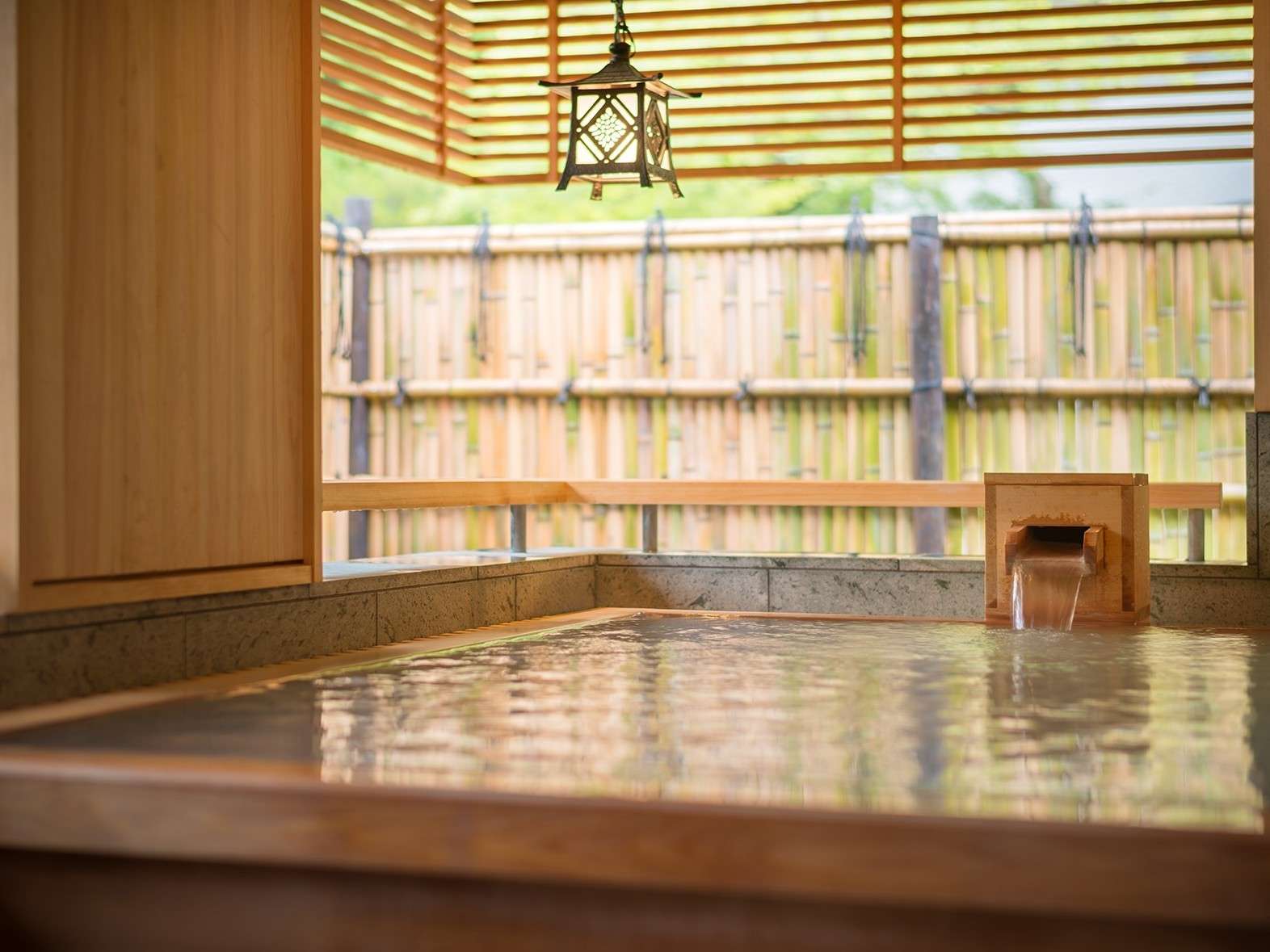 yݐؕCzق̎͂ȂƂĂ4̌򂩂ݐؕCIłp܂B