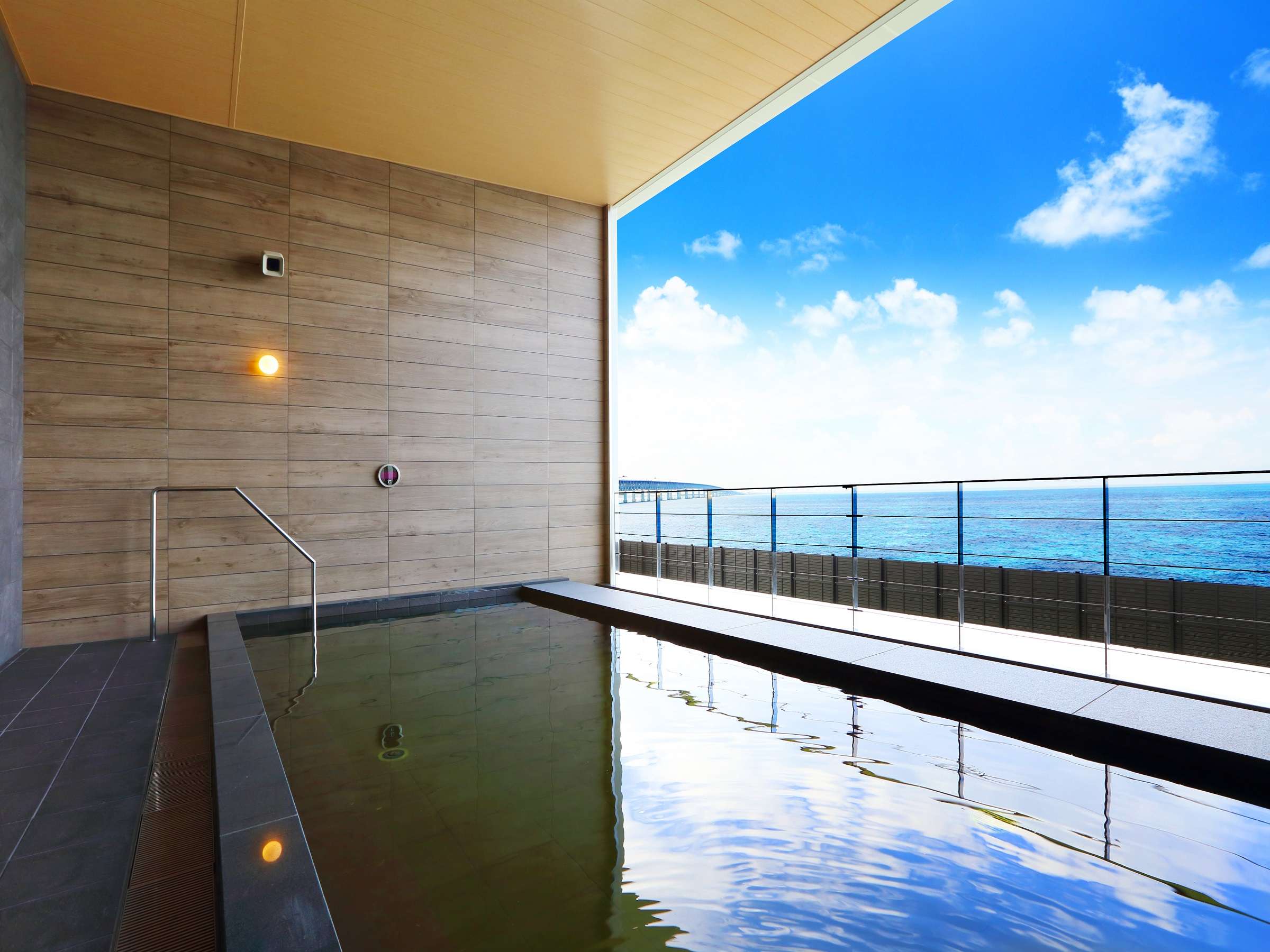 �y�I�V���C�z���V�C�̗ǂ����͔�s�@�̗�����������邱�Ƃ�����܂���