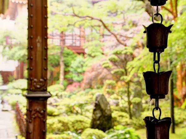 *�뉀*���x���B��Ɠ`������A�ߋT���͎R���̎R���ŌÂ̒뉀�B��ɂ͏����Ȗ����肪����܂��B