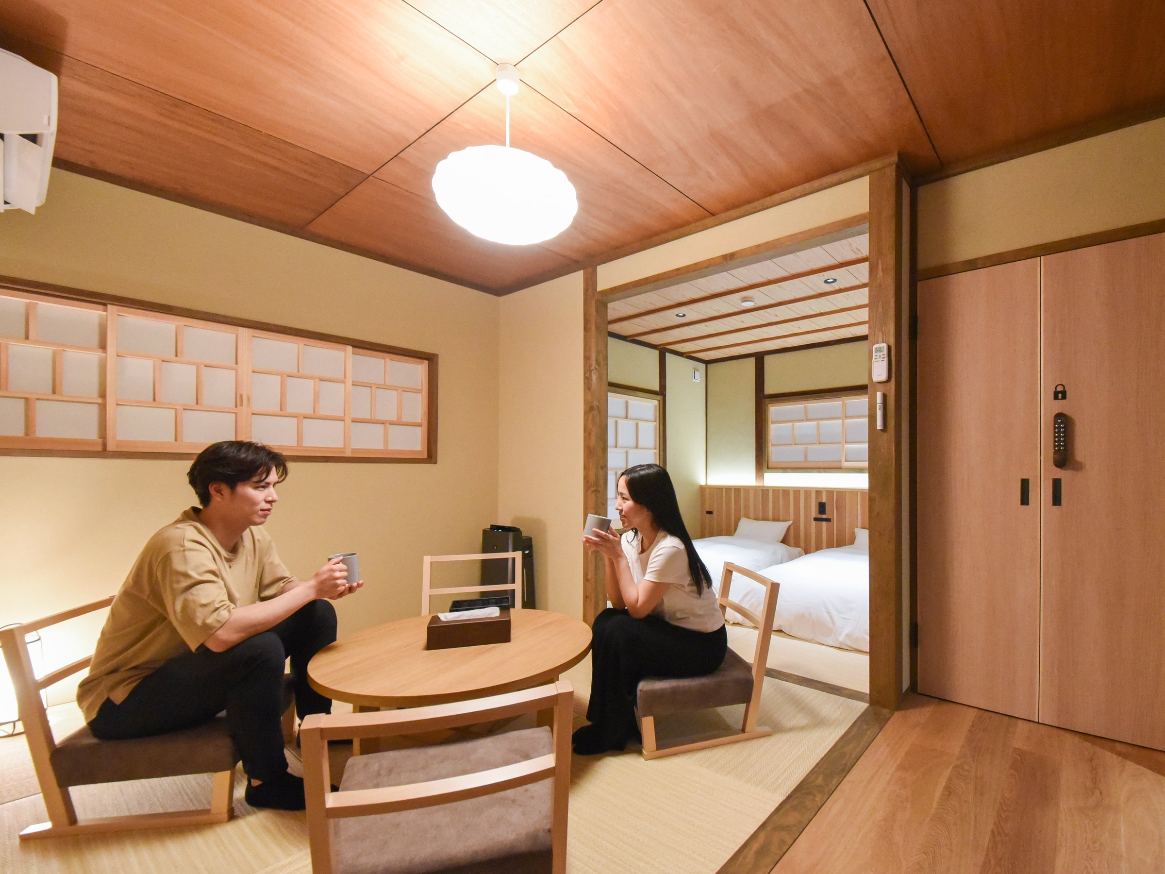 Room2