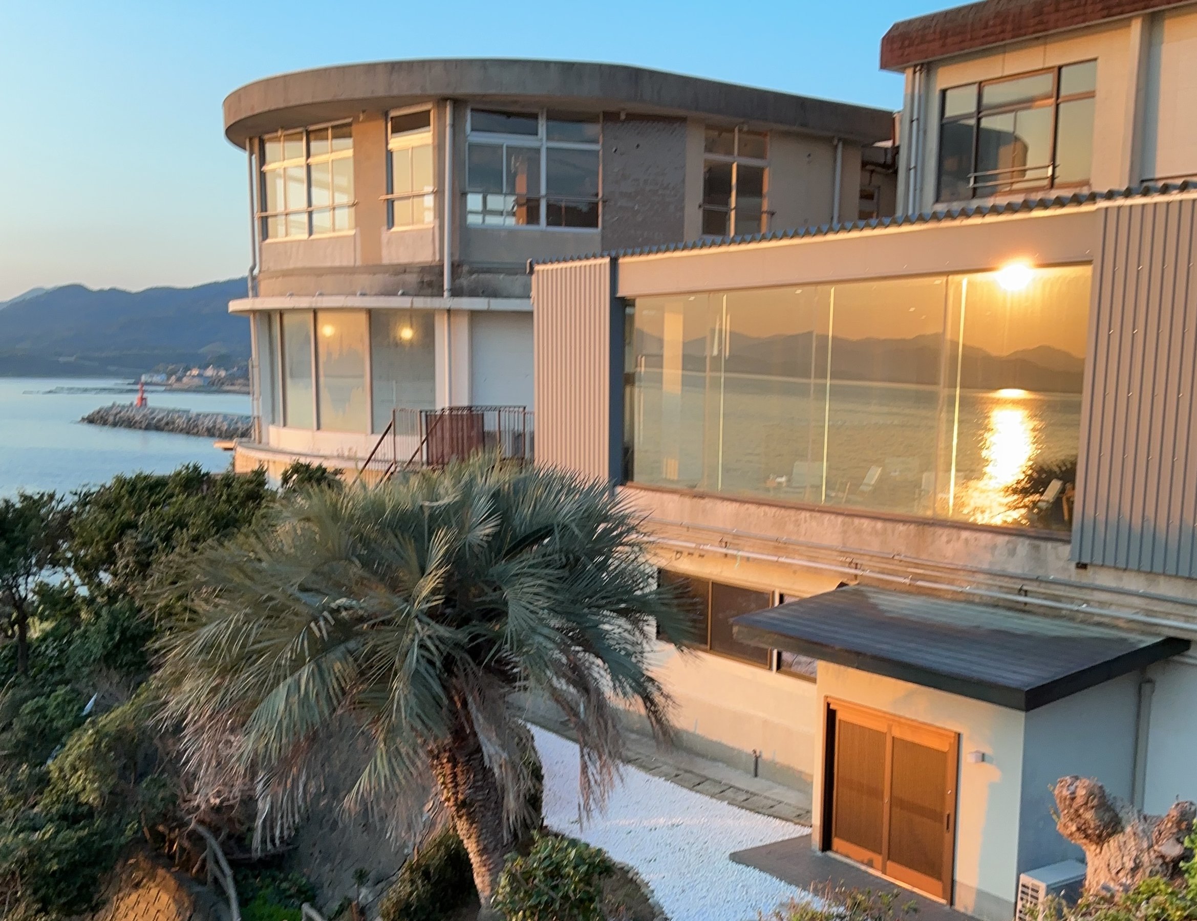 �y�O�ρz�k����C�ݍ���������̍���Ɉʒu���鉷��h�B�����𗁂тȂ��牷��𖞋i�ł��܂��B