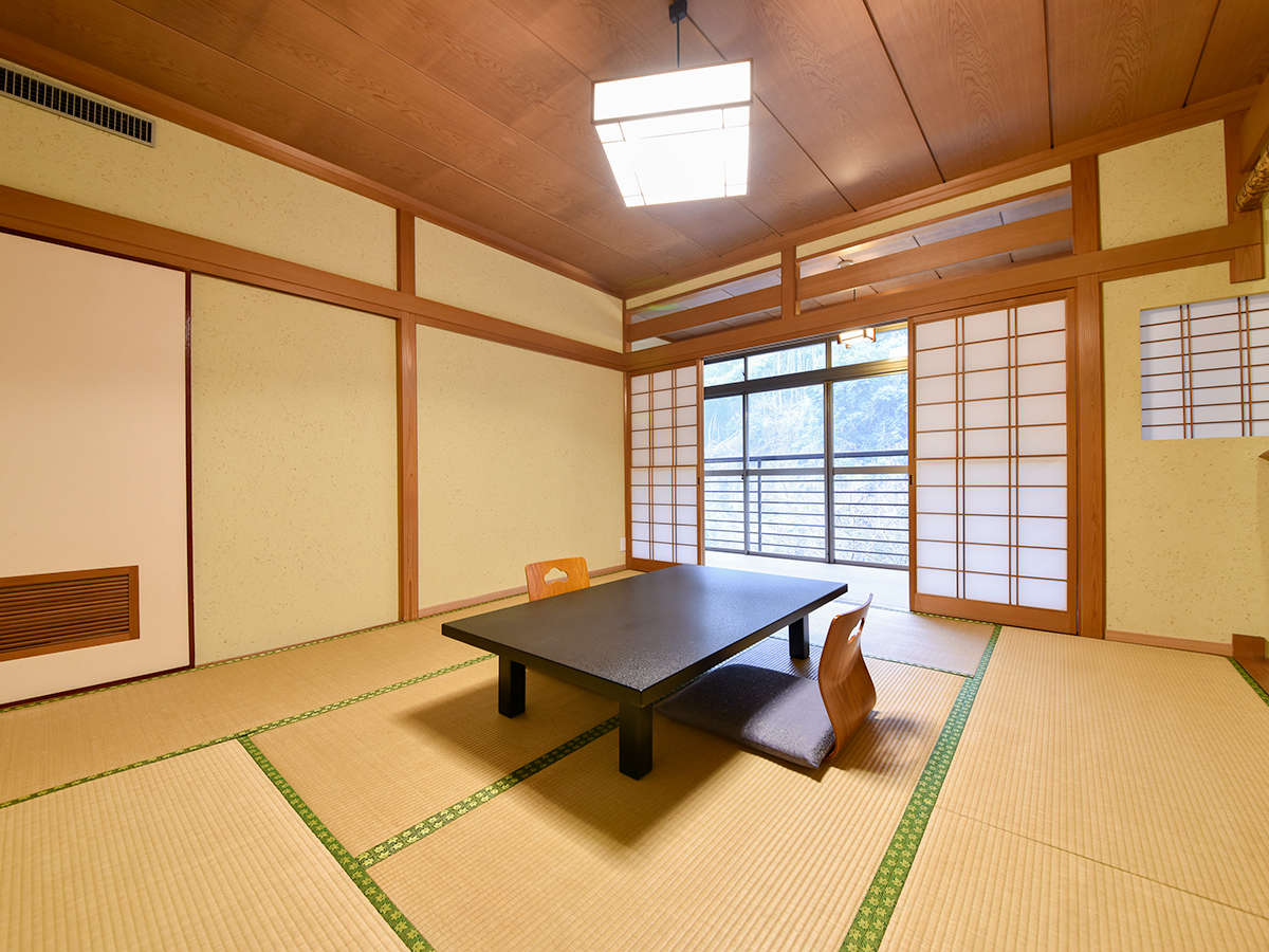 *�y�a��8��z�؂̍��̘a���ł����䂭��Ƃ��߂������������B