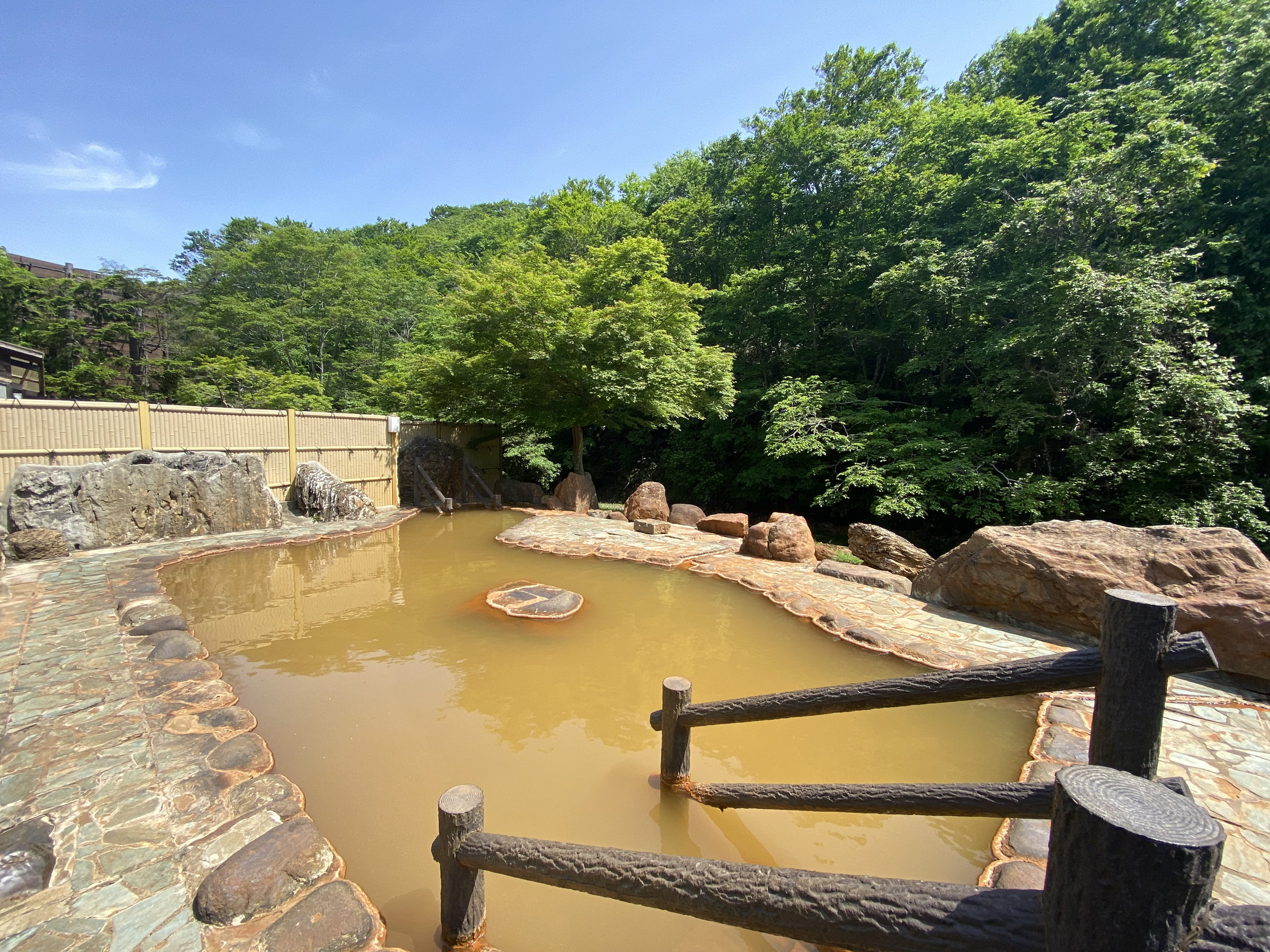 ��I�V���C�i�j���j����̂����炬�ƕ����Ȃ���A�����̎��Ԃ����\�B�i�āj