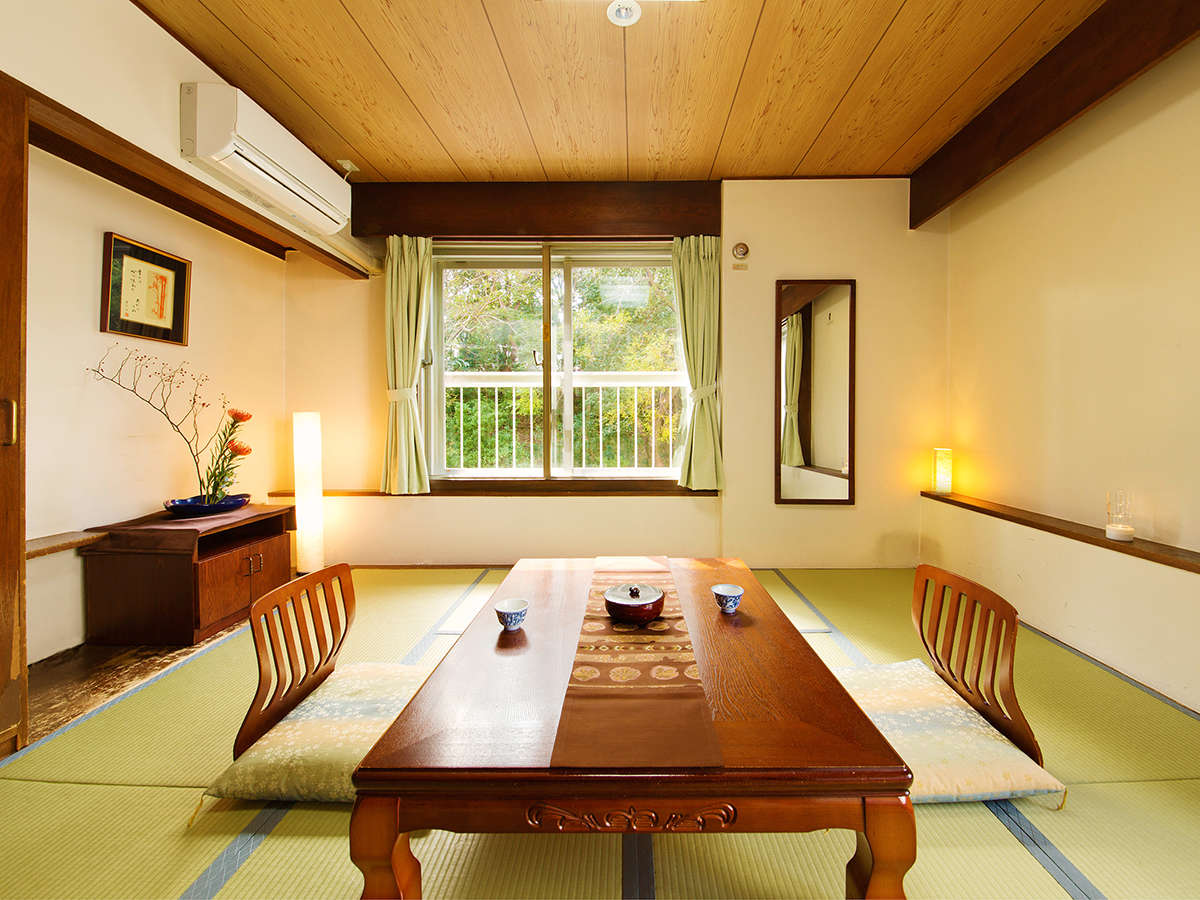 ���a��8�􁡃J�b�v���E�t�@�~���[�̗��s�ɍœK�̍L����