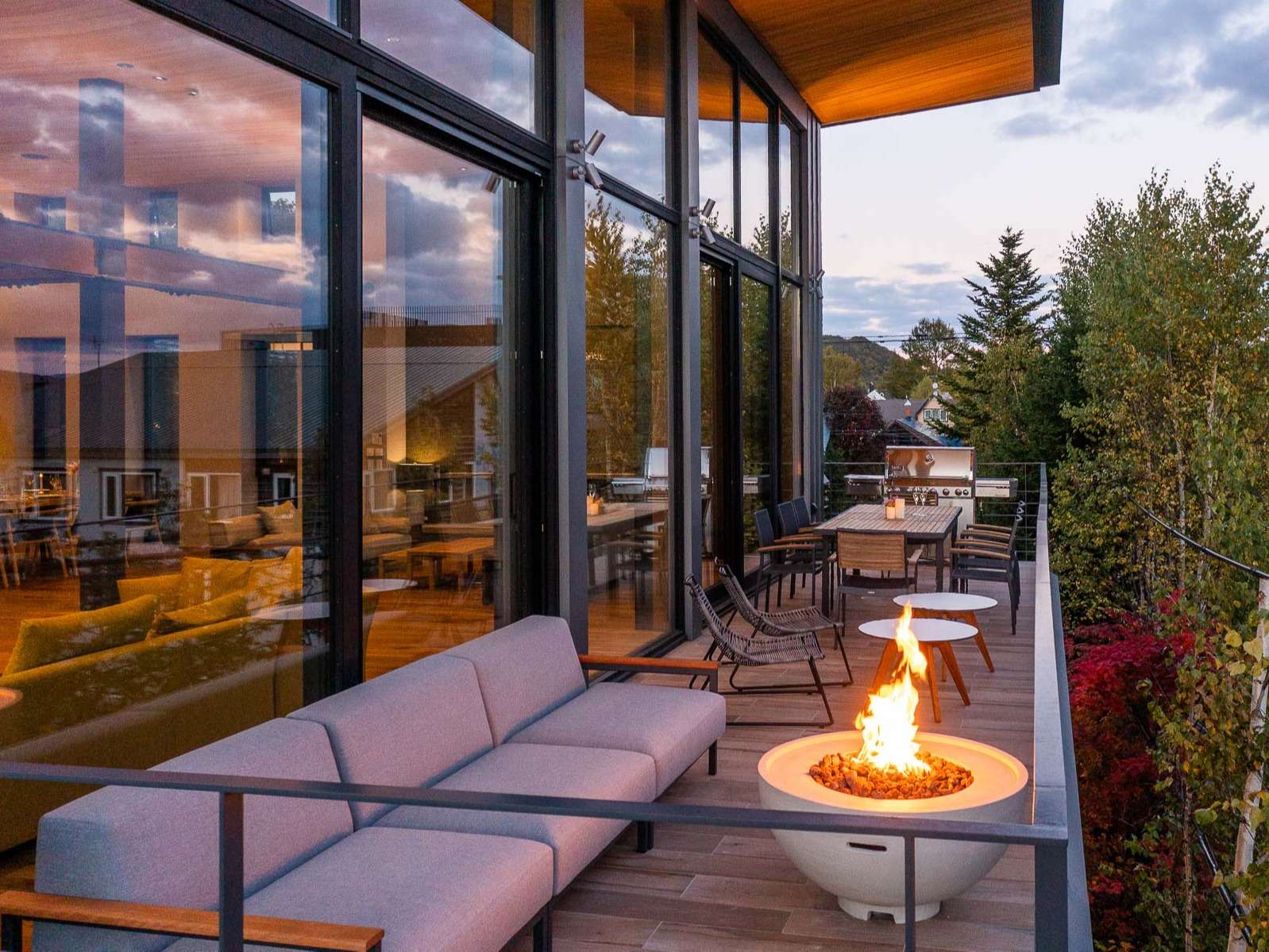 �o���R�j�[