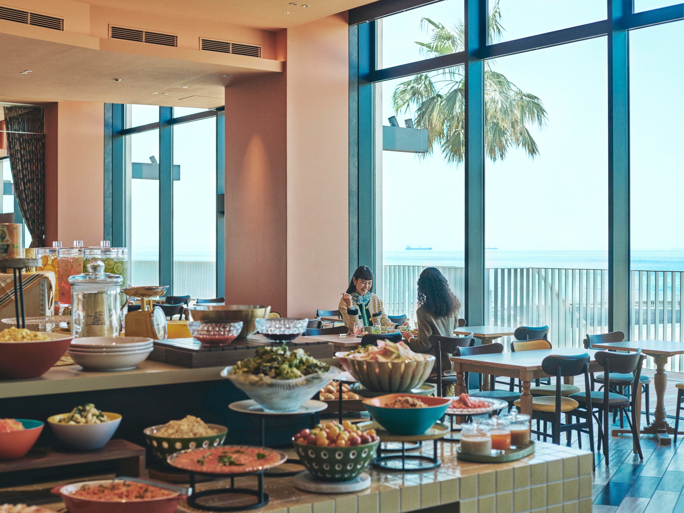 �I�[�V�����r���[�̒��H�r���b�t�F���B