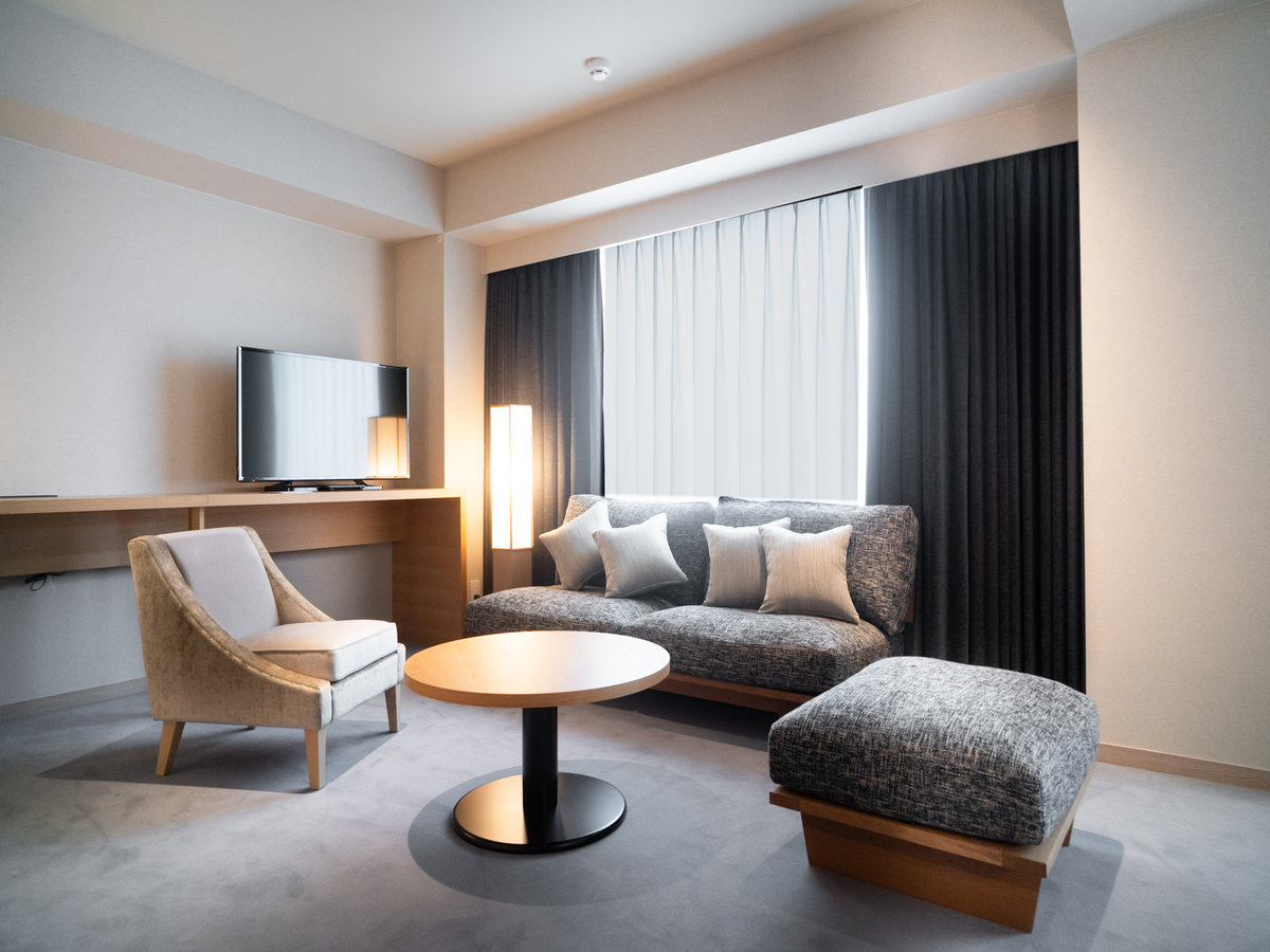 �t�@�~���[�X�C�[�g