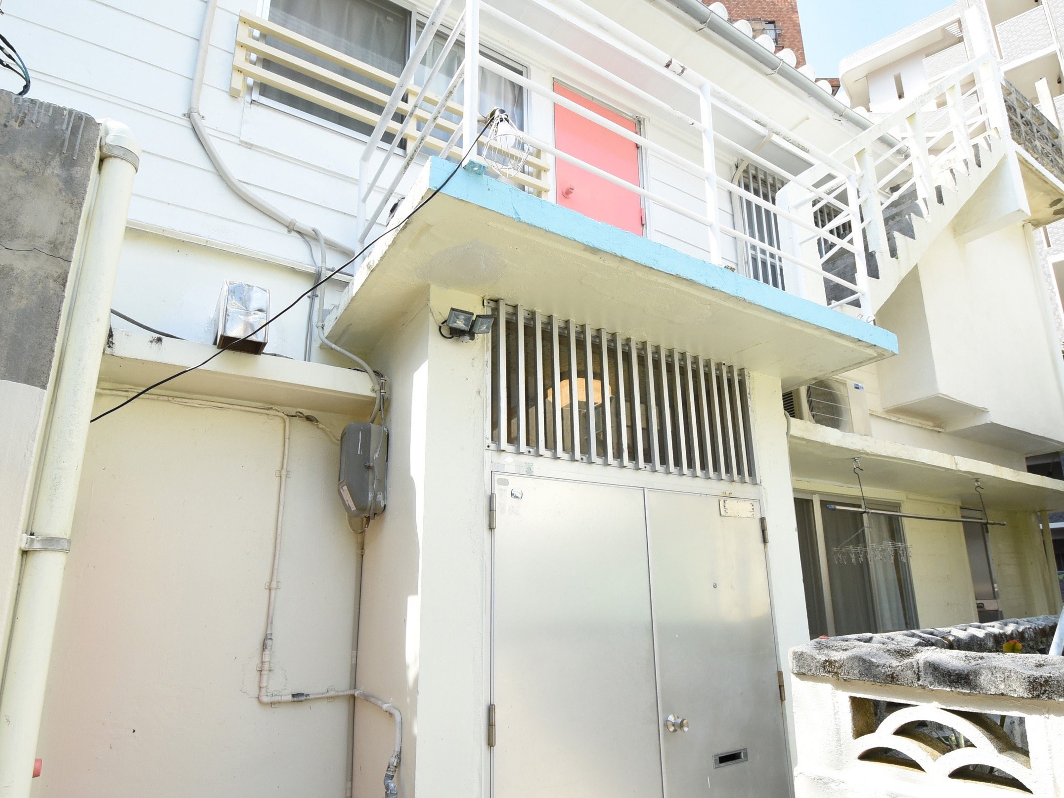 ���̎{�݂ł��B��΂Ɏ��ӂ̉Ƃ�K��Ȃ��ł��������B