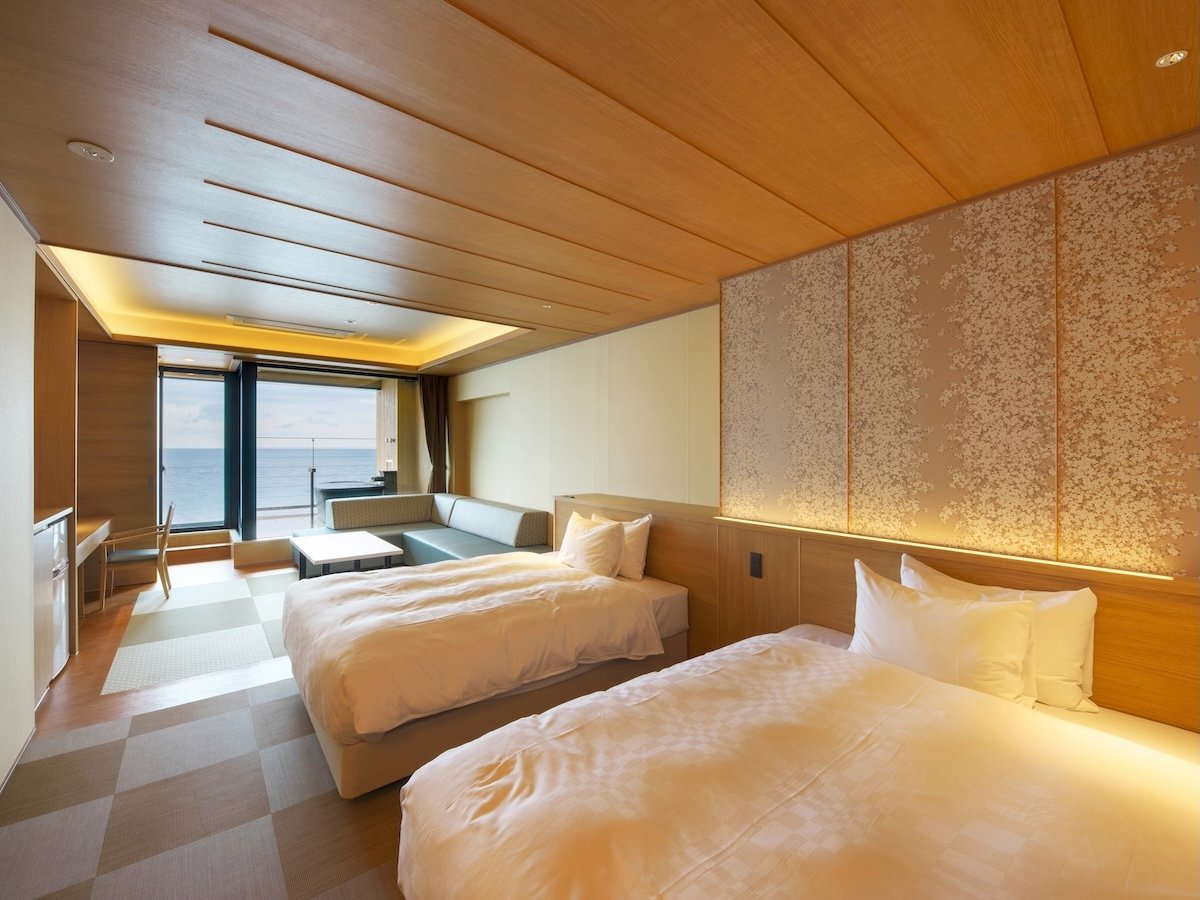 �y407�z�I�V���C�t���G�O�[�N�e�B�u���[���̋q���摜