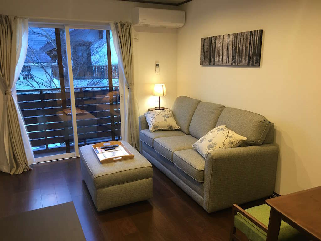 �A�p�[�g�����g���r���O