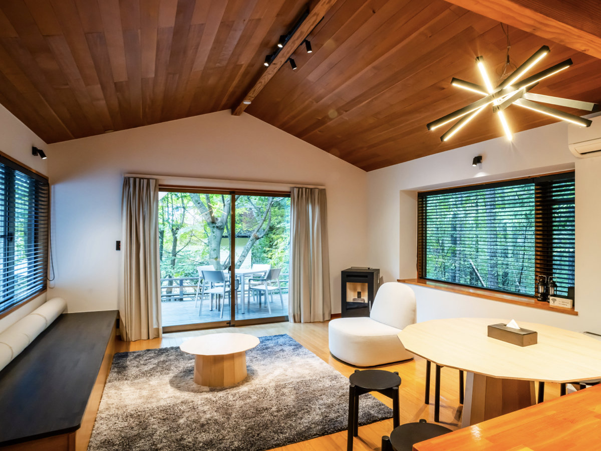 ���r���O