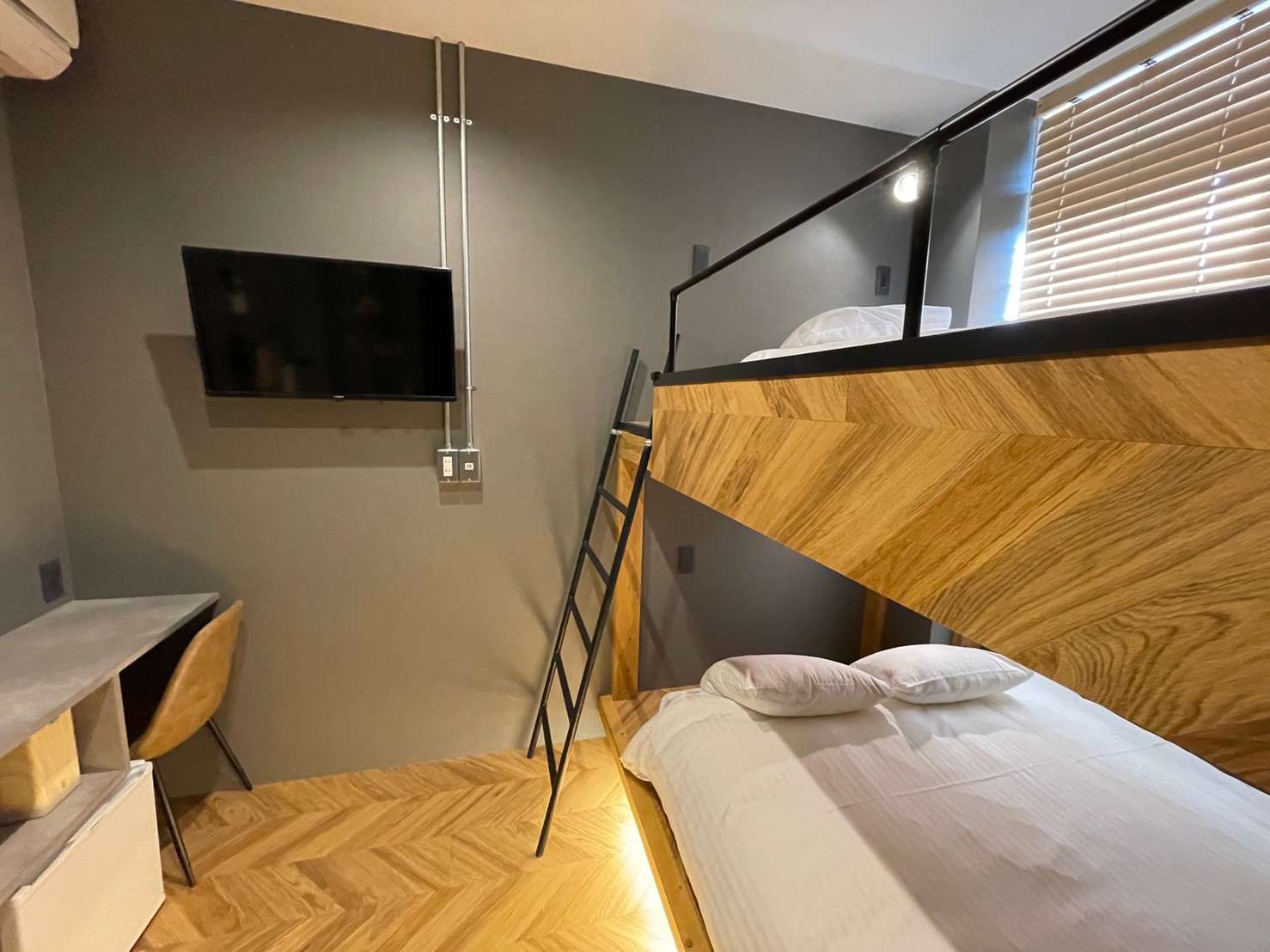 �G�R�m�~�[�g���v��