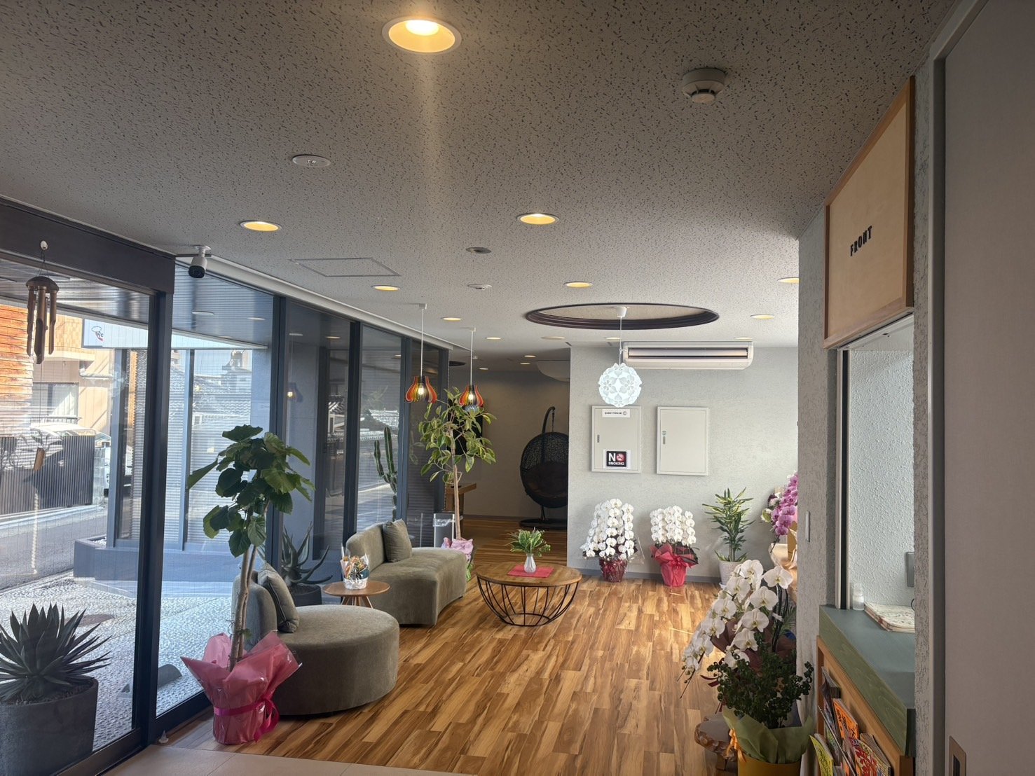 ���C���z�[��