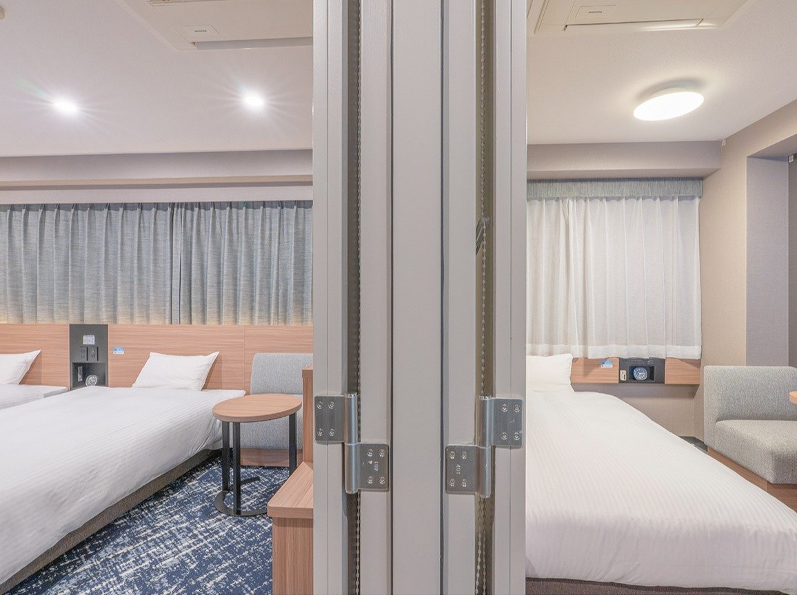 �R�l�N�e�B���O���[��