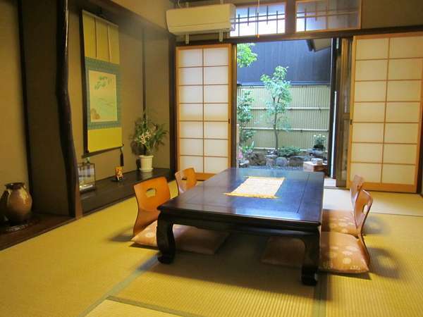 �P�K���~�������݂�B