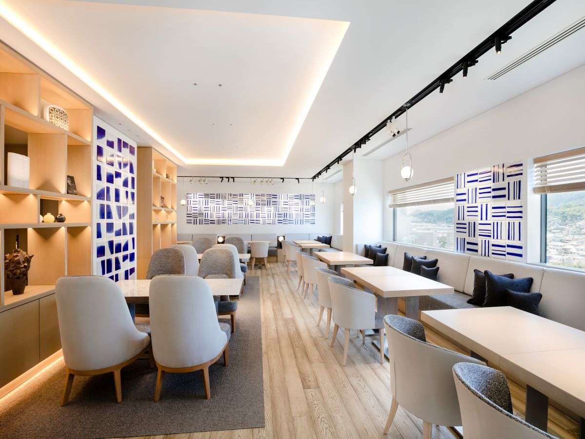 y11F_Executive Loungez